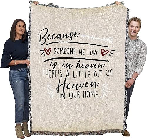 There's A Little Bit of Heaven in Our Home Tapiz de regalo de condolencias tejido de algodĂłn, fabricado en los Estados Unidos (72 x 54 pulgadas) There's A Little Bit of Heaven in Our Home Tapiz de regalo de condolencias tejido de algodĂłn, fabricado en los Estados Unidos (72 x 54 pulgadas)