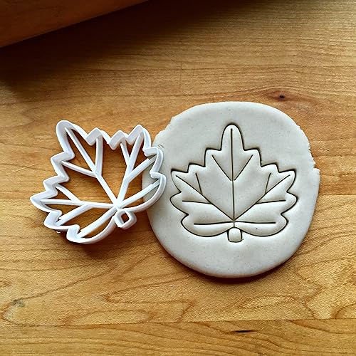 Miniatura 2 de Inc Rounded Maple Leaf Cookie Cutter - Dishwasher Safe (2")