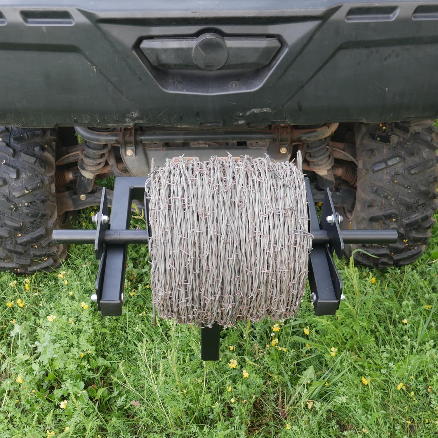 Fence Stretcher Unroller Hitch Wire Fence Un-Roller Attachment for ATV, UTV, Truck, Tractor, Farm Equipement Receiver.