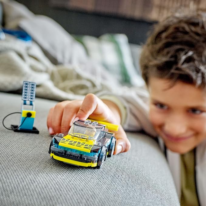 LEGO City Electric Sports Car 60383 para niños 5+ años miniatura 6