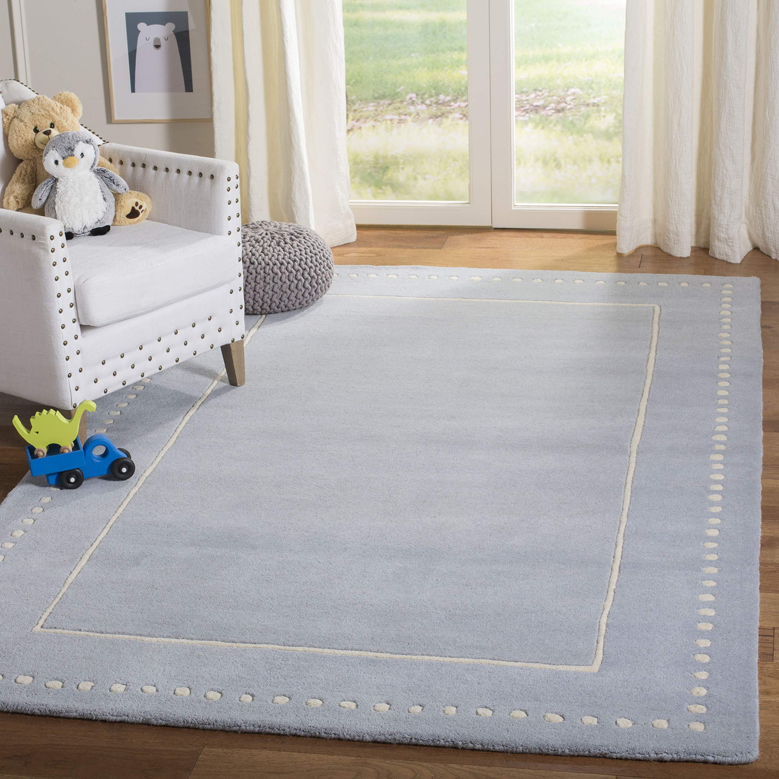 SAFAVIEH Bella Collection 6' x 9' Light Blue/Ivory BEL151A Handmade Dotted Border Premium Wool Area Rug