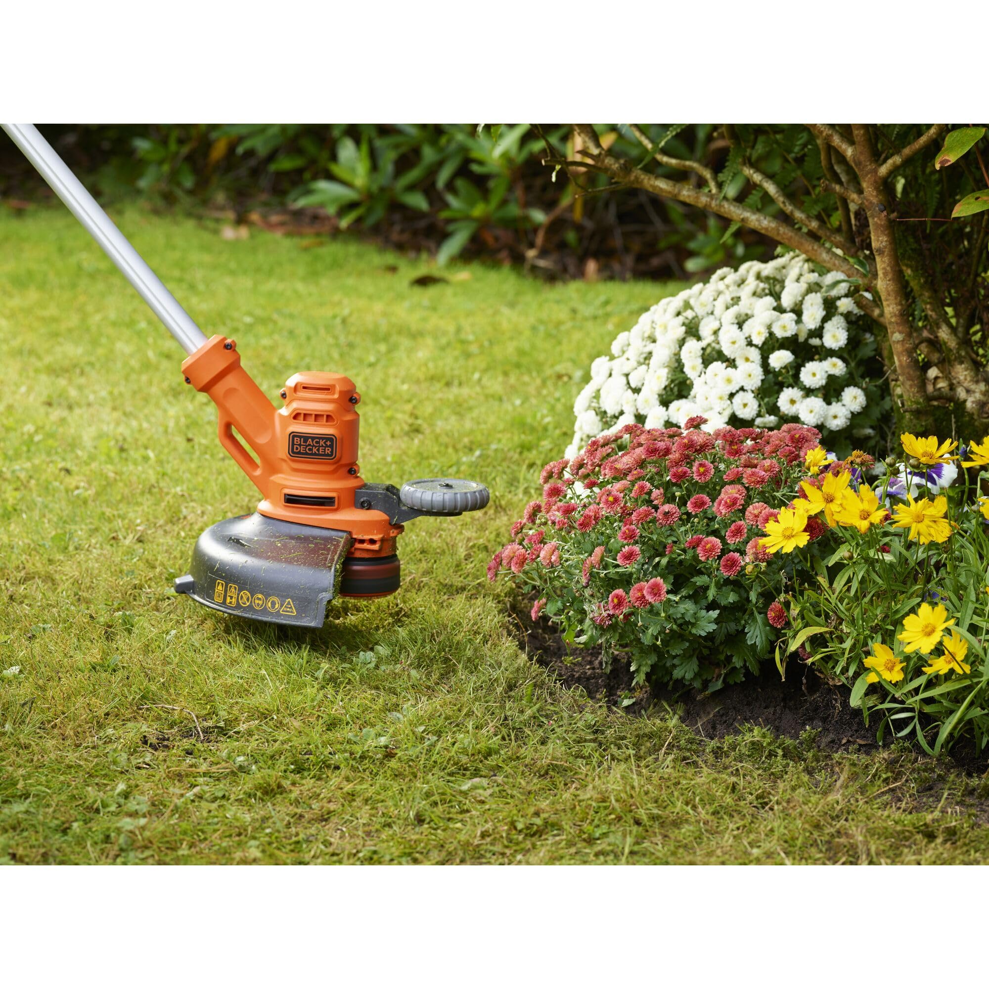 Black+Decker BESTA530C10-QS Coupe-bordure à fil 550 W, 30 cm + rallonge de 10 m, 550 W-30 cm avec câble de 10 m