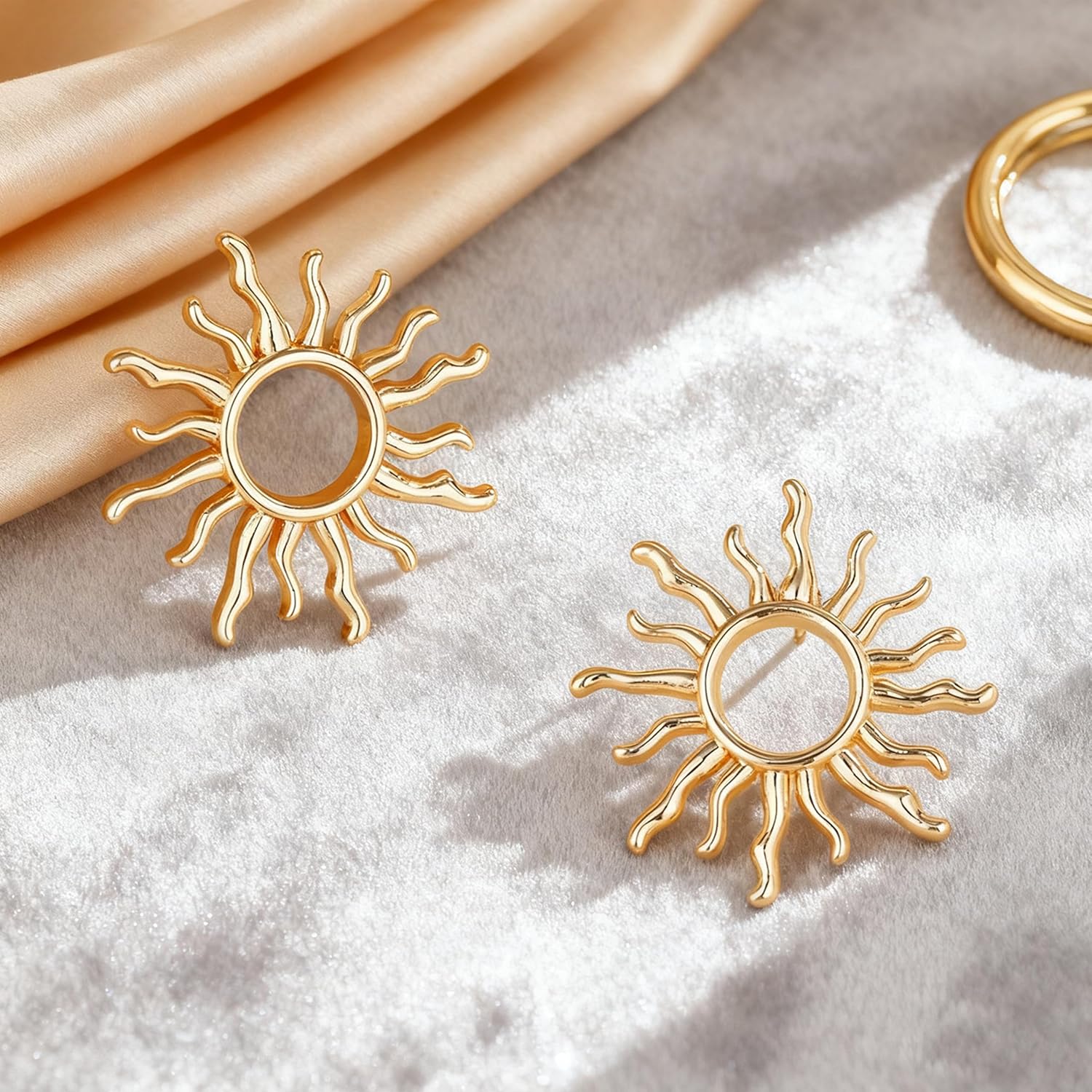 Gold Sun Earrings for Women Metal Sun God Dangle Earrings Sunburst Statement Earring Studs Vacation Jewelry Accessories - Image 4