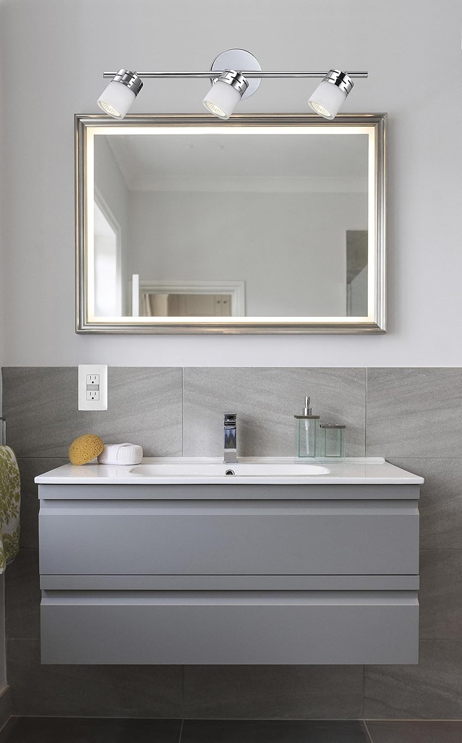 Uр Tо 40% оƒƒ Canarm IT419A03CH10 Megan 3-Light Wall/Track 🔥 Crаzу Dеаlѕ Canarm IT419A03CH10 Megan 3-Light Wall/Track