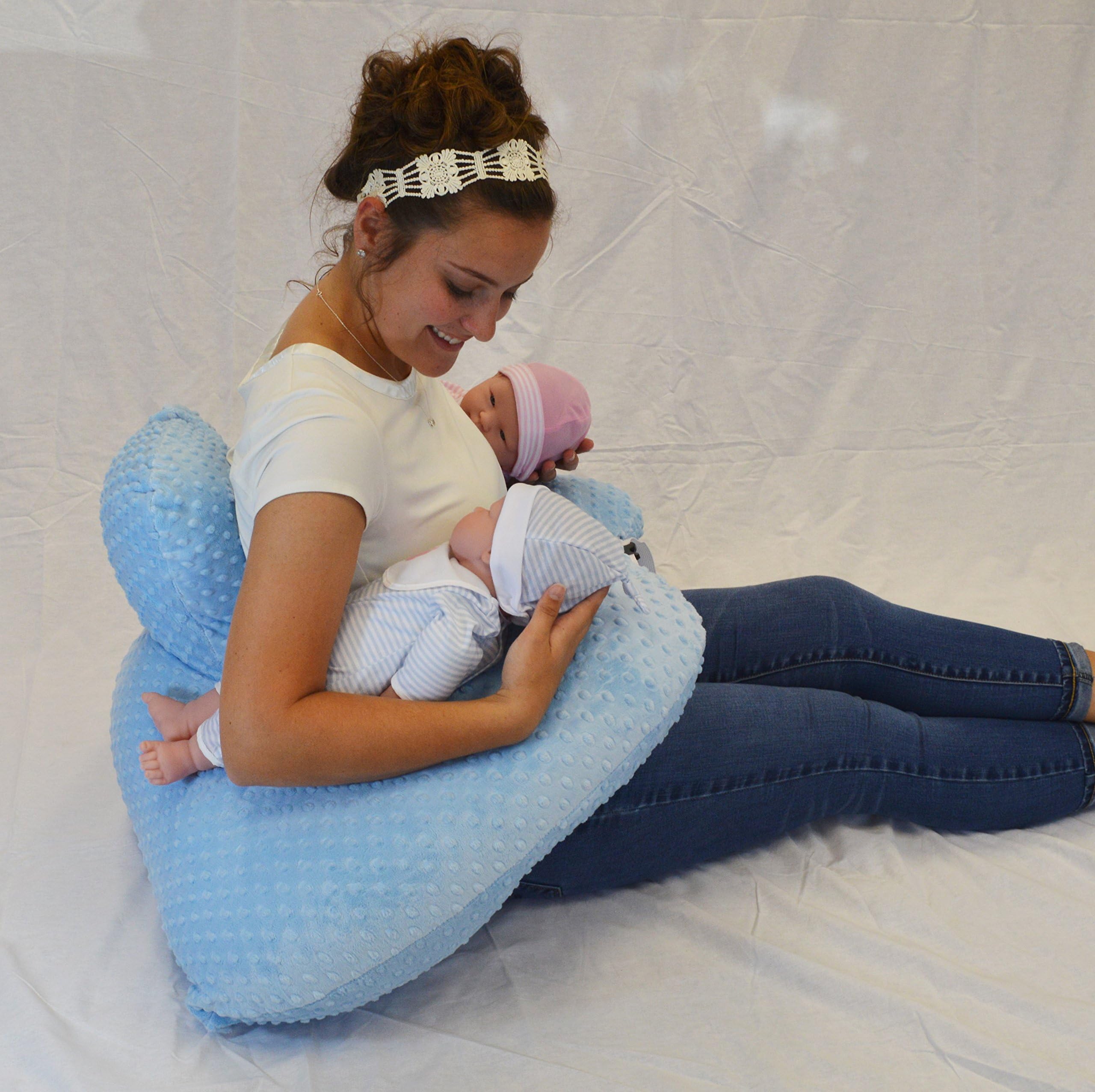 THE TWIN Z PILLOW - BLUE - 6 uses in 1 Twin Pillow ! Breastfeeding, Bottlefeeding, Tummy Time, Reflux, Support and Pregnancy Pillow! CUDDLE BLUE DOTS