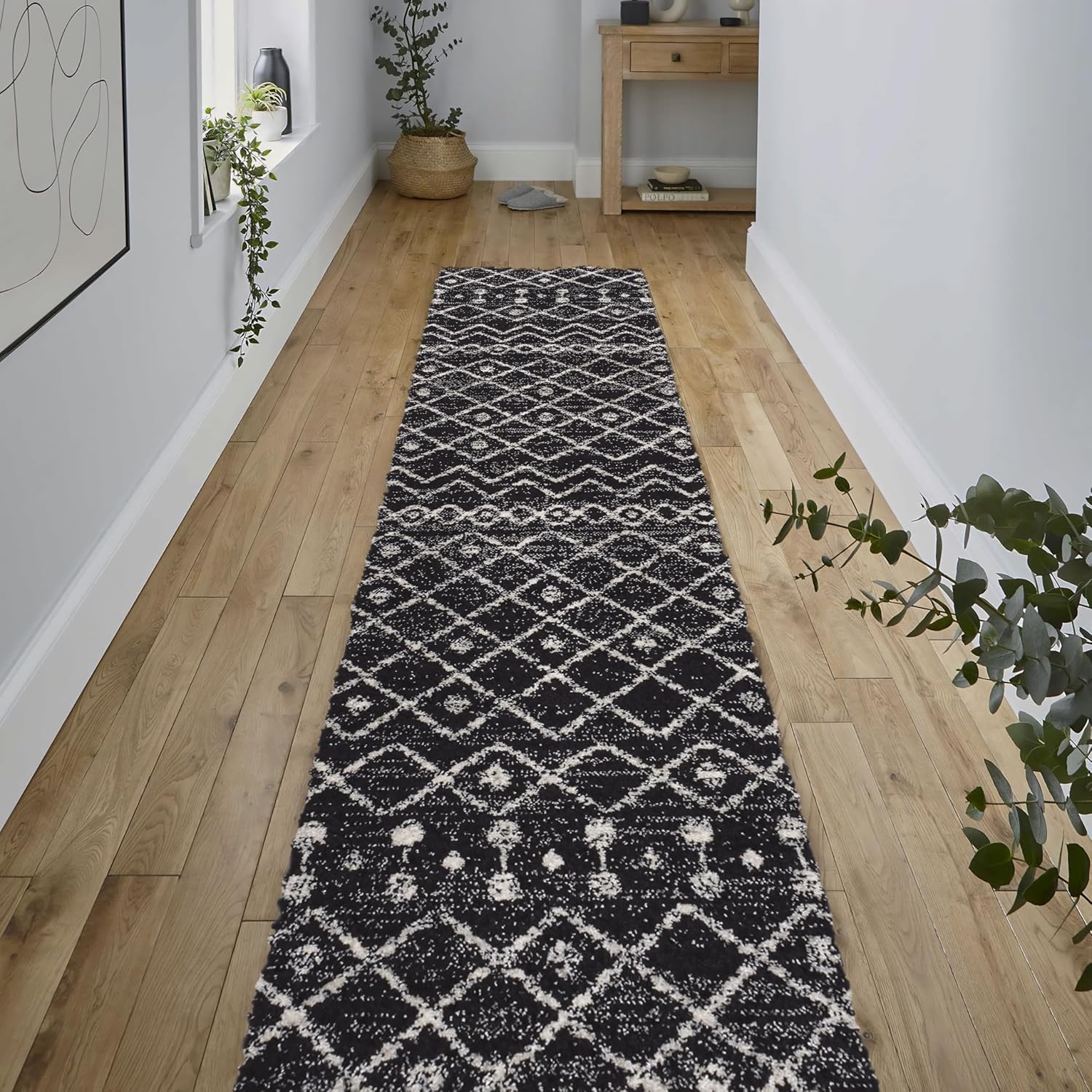 JONATHAN Y Aksil Moroccan Beni Souk Black/Cream Runner Rug, 2x8, Bohemian, Scandinavian, Easy-Cleaning for Living Room, Bedroom, Kitchen, Pet Friendly, Non-Shedding (MOH208E-28)