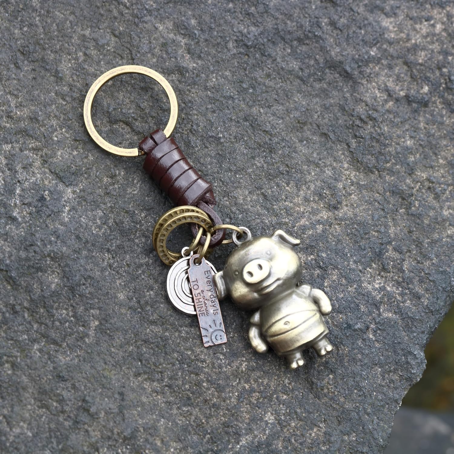 Funny 3D Keyring Gifts for Women & Men | Handcrafted Leather Unique Key Rings | Lucky Key Charm Vintage Accessory