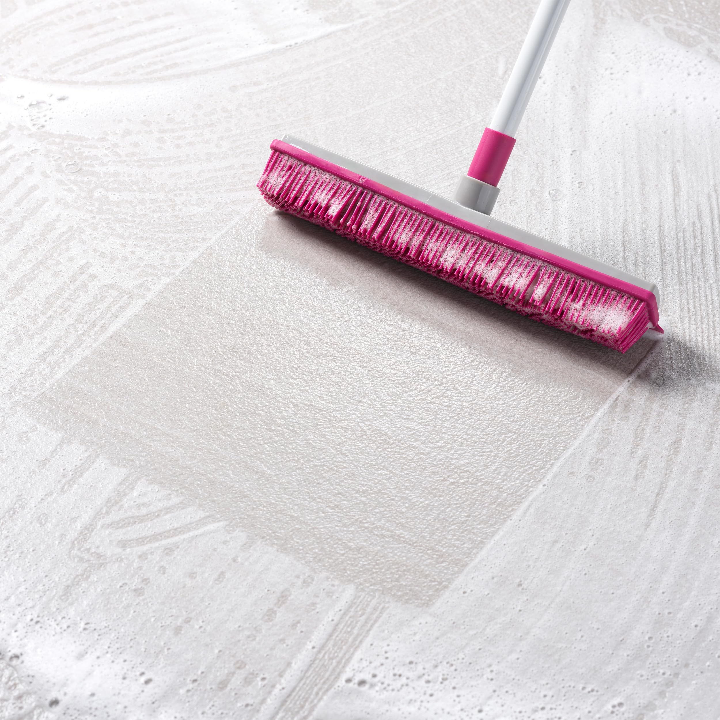 Kleeneze KL065315EU Electrostatic Rubber Head Floor Broom with Squeegee Edge, Sweeping Brush For Pet Hair, Fine Dust, Dirt and Spillages, Pink/Grey