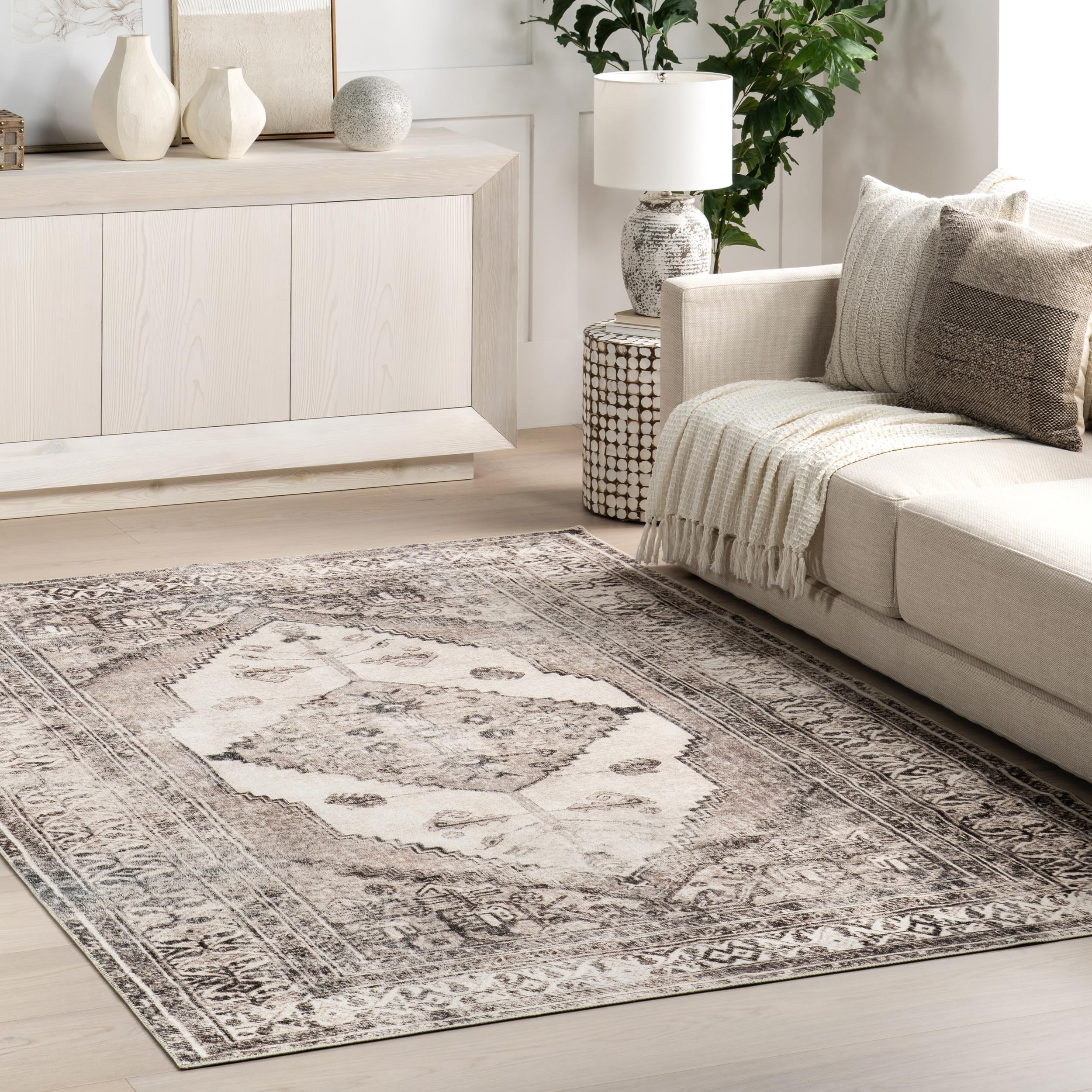 Gladys Machine Washable Vintage Medallion Ultra Thin Area Rug, 4' x 6', Light Grey