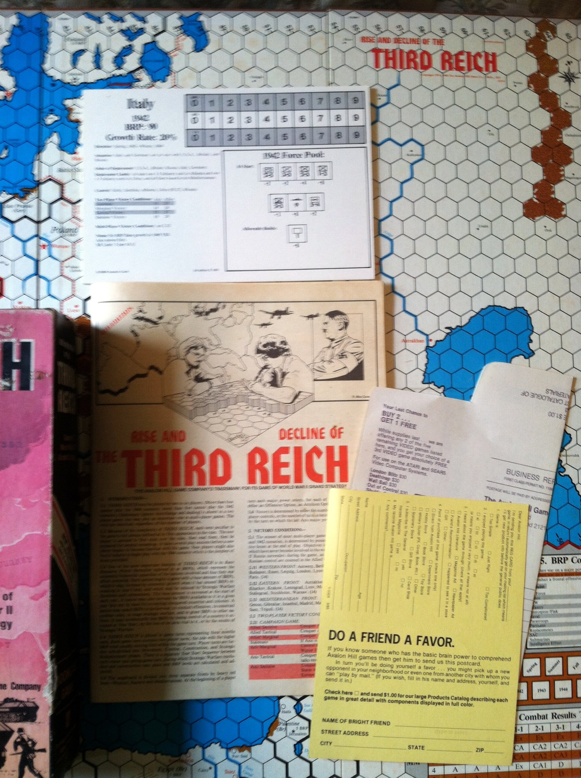 Amazon.co.jp: The Rise and Decline of the Third Reich : おもちゃ