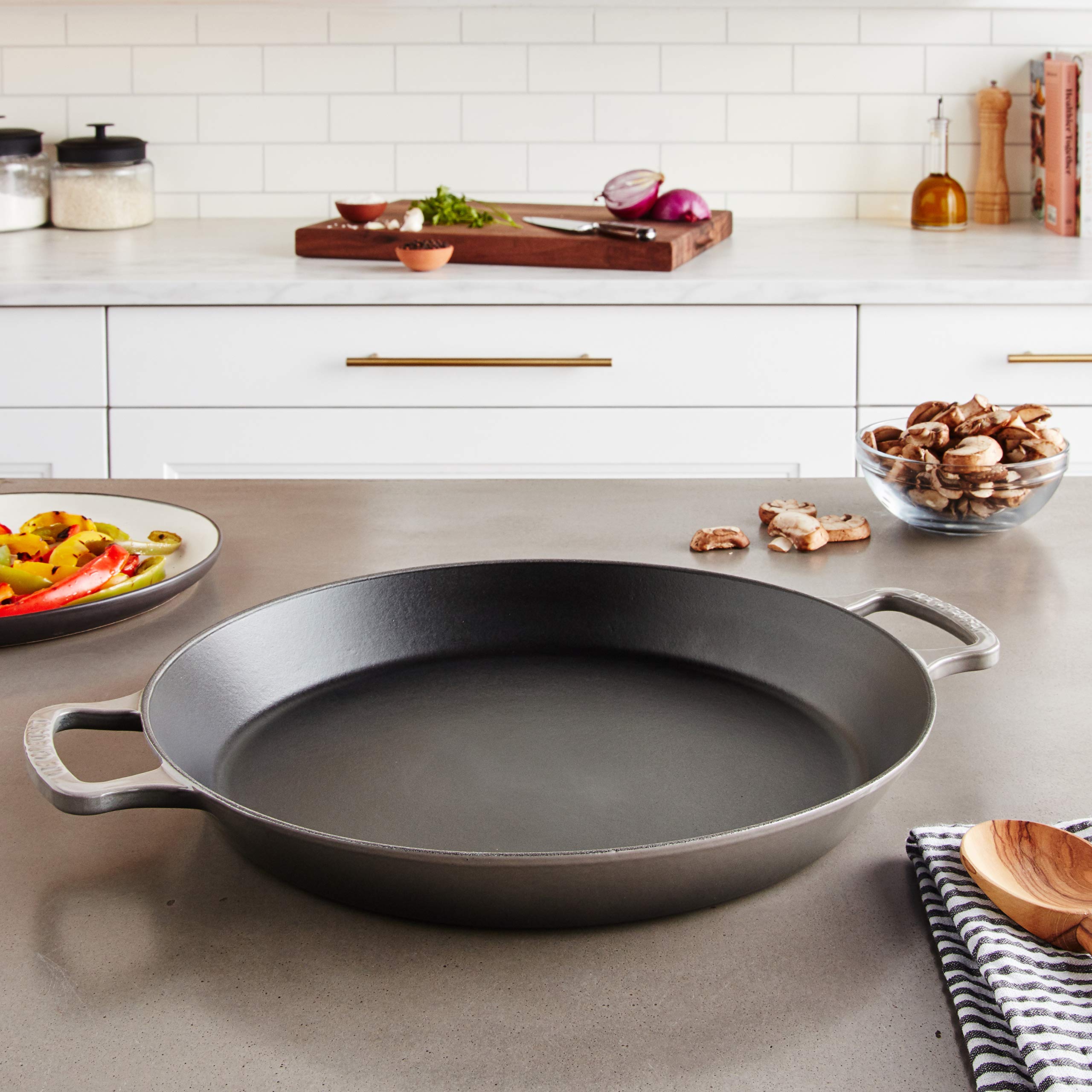 Amazon.co.jp: Le Creuset エナメル鋳鉄パエリアパン 3.25クォート