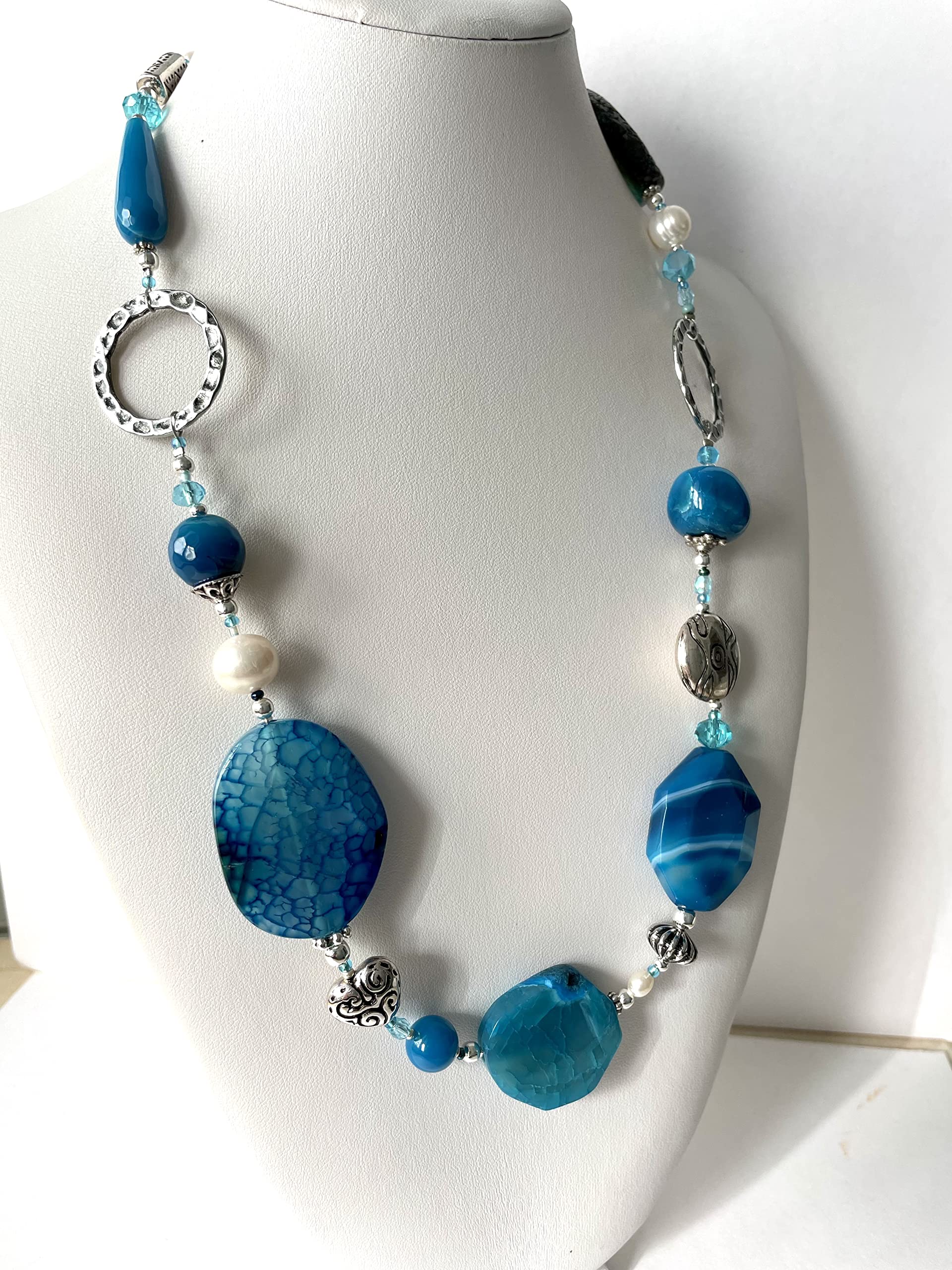 Collana lunga Donna in pietre dure turchesi "Deep Ice", regolabile