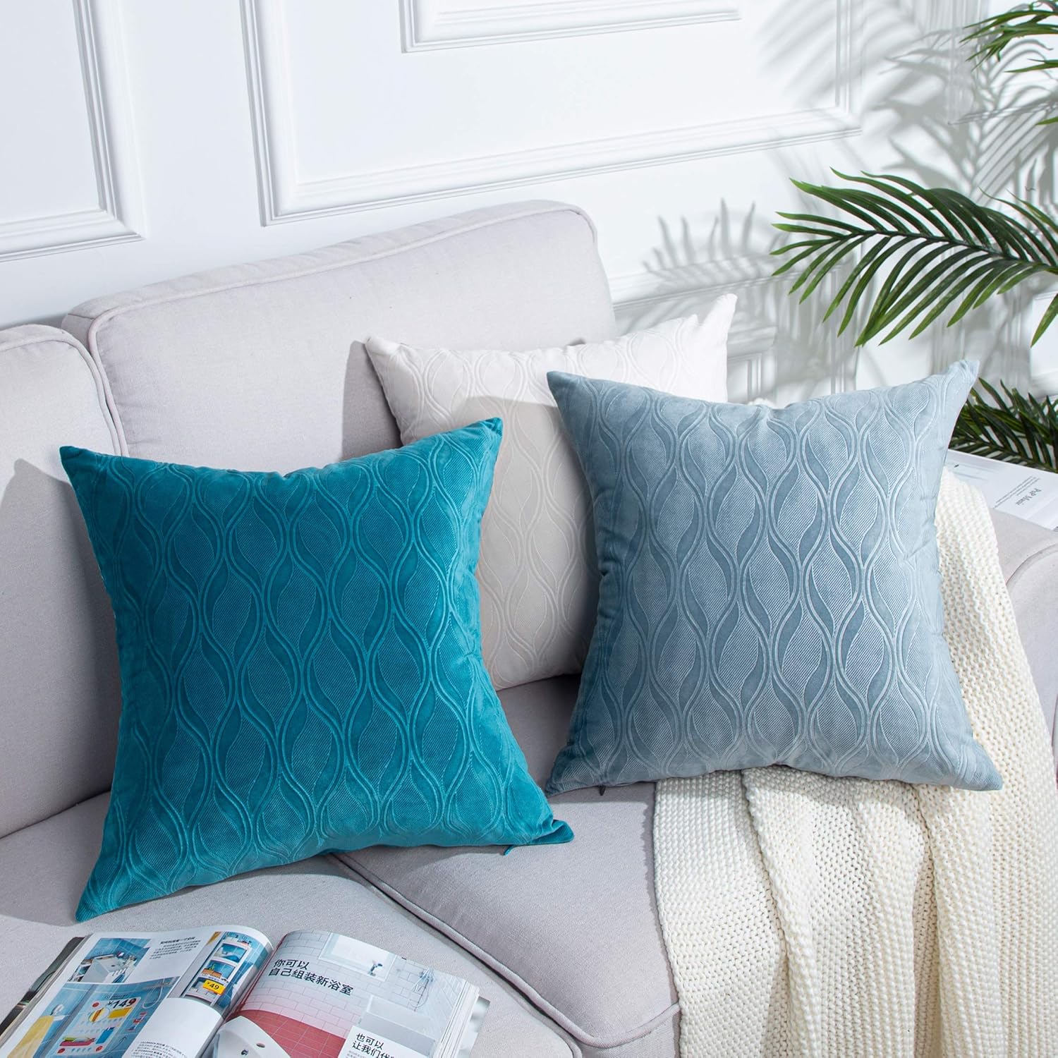 PreciousHome Set of 2 Velvet Blue Green Pillow Covers 18x18 Inch - Wave Patterned Pillows Decorative Throw Pillow for Couch at Living Room and Bedroom, Elegant and Classy Blue Green Pillow Covers
