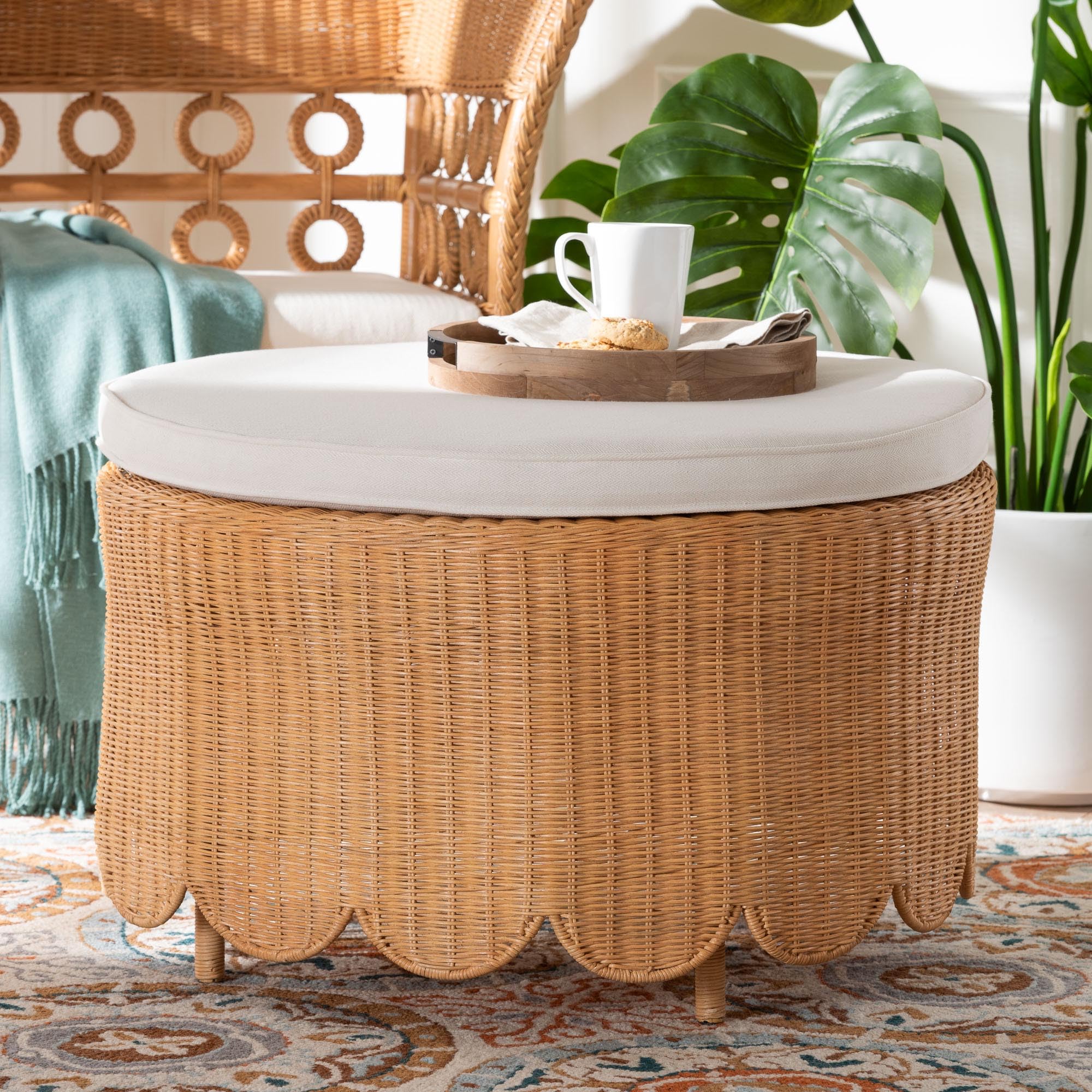 定価7.4万 MOUNTAIN RESEARCH RATTAN OTTOMAN Amazon.com: Bali & pari Teresa Bohemian Light Honey Scalloped