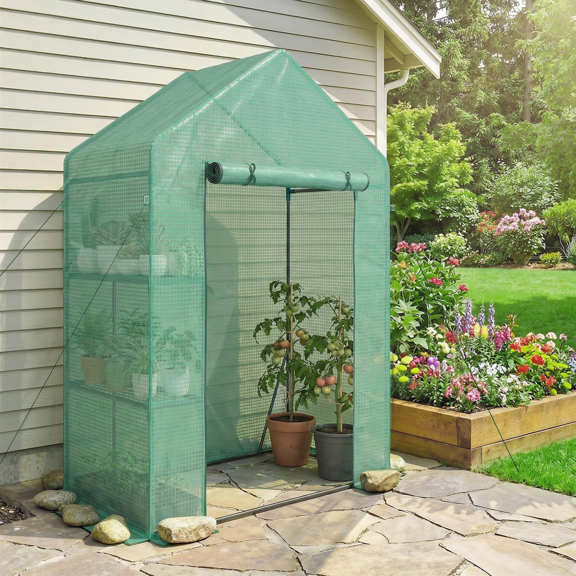 Outsunny Serra da Giardino con Porta Avvolgibile e Scaffale a 2 Ripiani, Serra per Orto con Struttura in Acciaio e Copertura PE, per Piante Orto Verdure Fiori Frutta, Anti UV, 143x73x195 cm, Verde