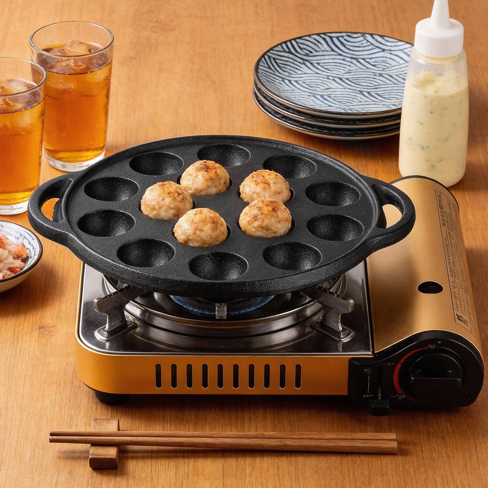 Zerodeko Poêle à Frire en Fonte Épaisse Multifonction 15 Trous pour Escargots et Boulettes, Ustensile Cuisine Maison, 2 Fourchettes en Acier et Pinceau à Huile, Usage Couleur Aléatoire
