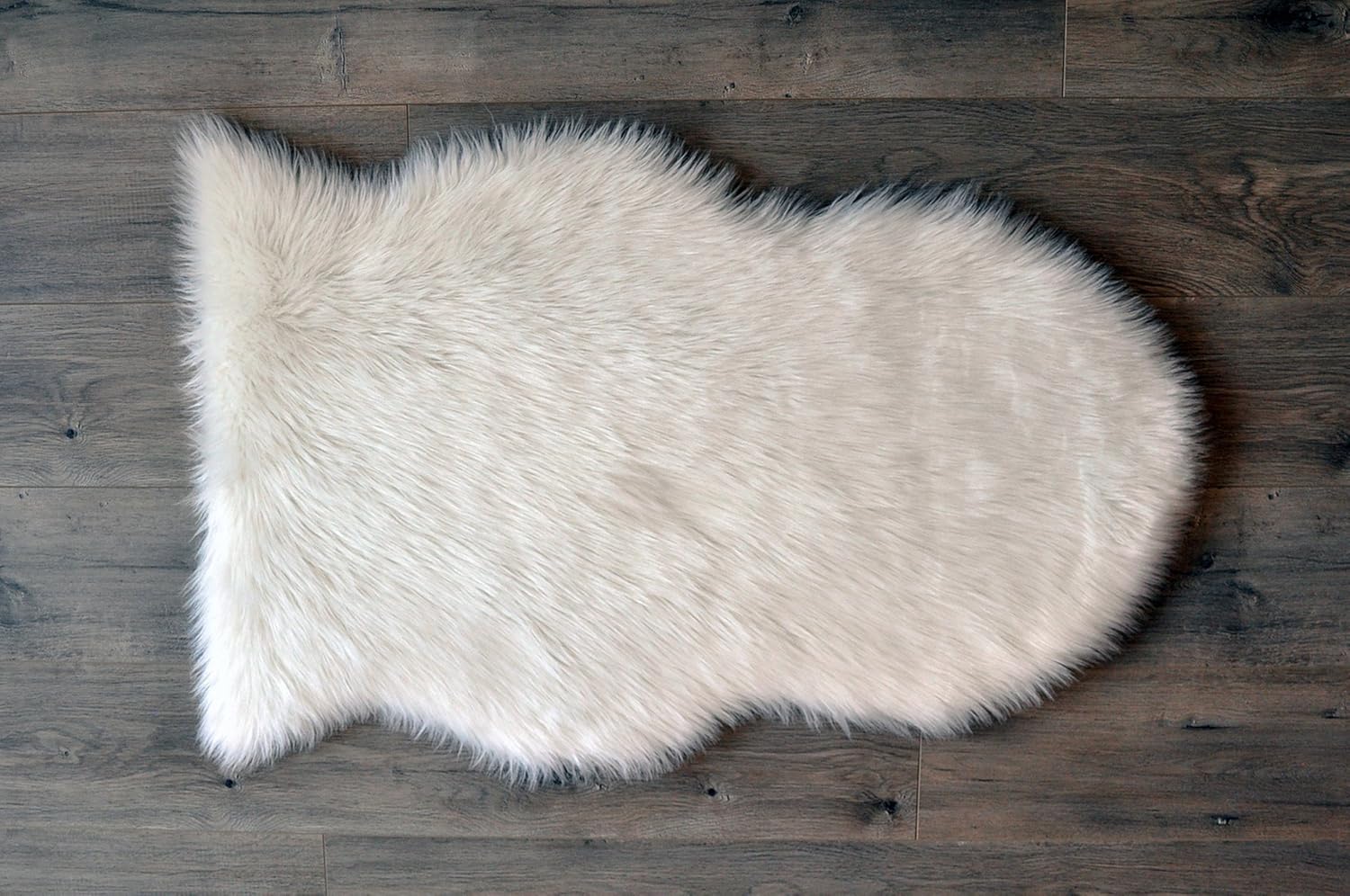 kroma Carpets Machine Washable Faux Sheepskin White Area