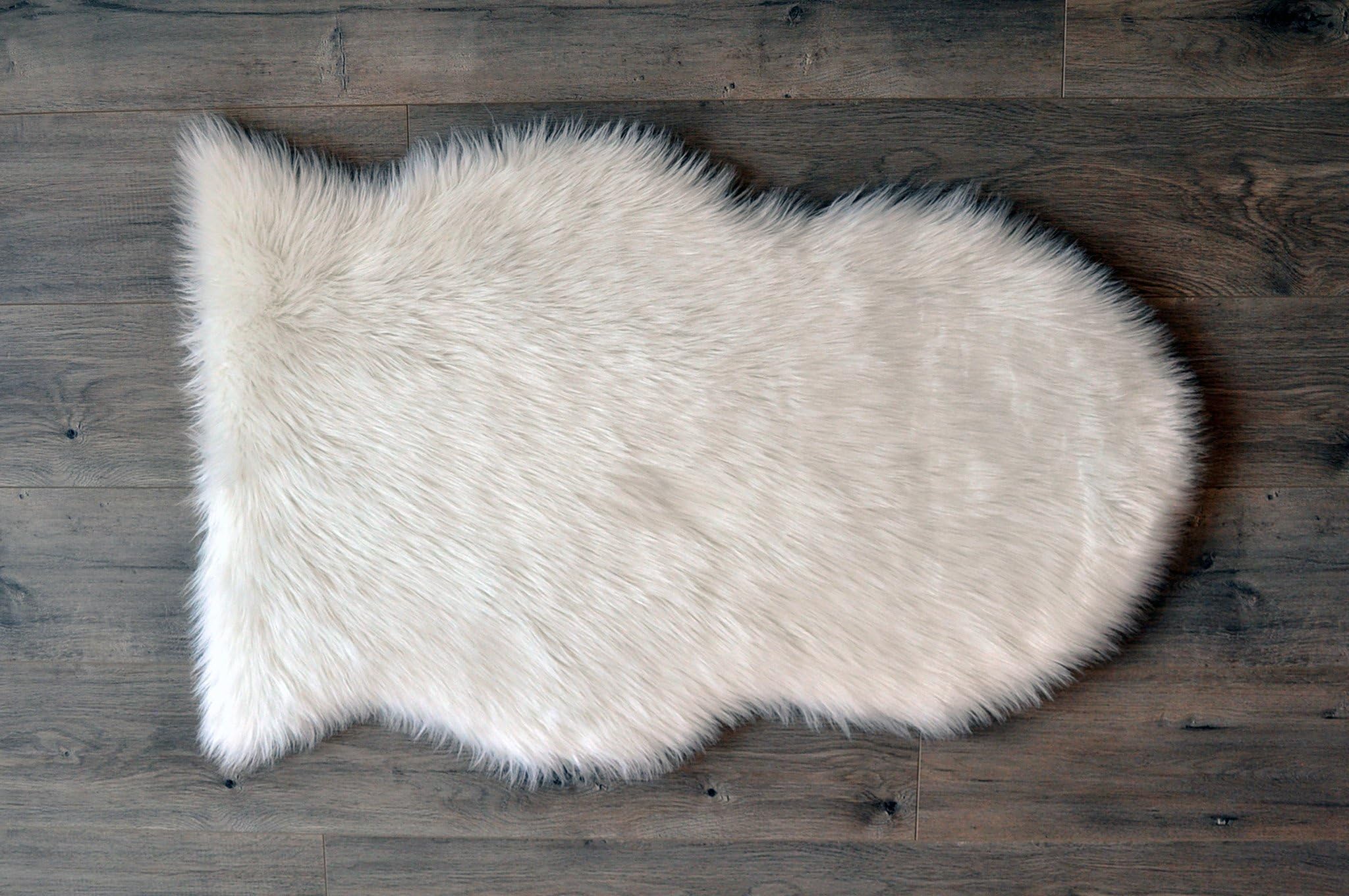 kroma Carpets Machine Washable Faux Sheepskin White Area Rug