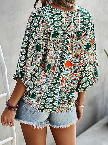 Miniatura 2 de SOLY HUX Blusa de verano con estampado bohemio y cuello en V, manga 34 acampanada, botón frontal, para mujer