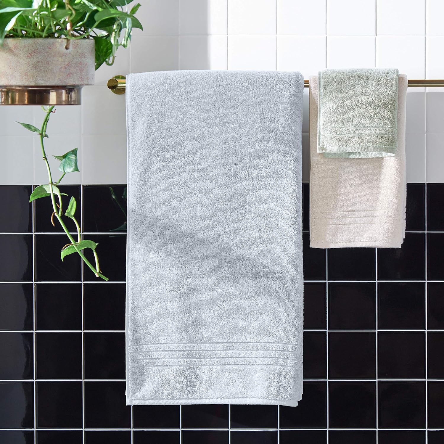 Amazon Brand – Rivet Quick-Dry Cotton Hand Towel Set, Set of 2, Chambray