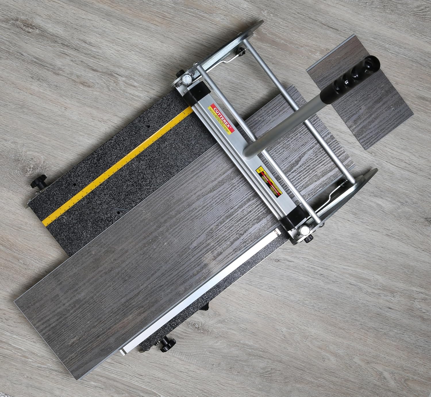 VEVOR Floor Cutter 13 inch, Cuts Vinyl Plank, Laminate, Engineered