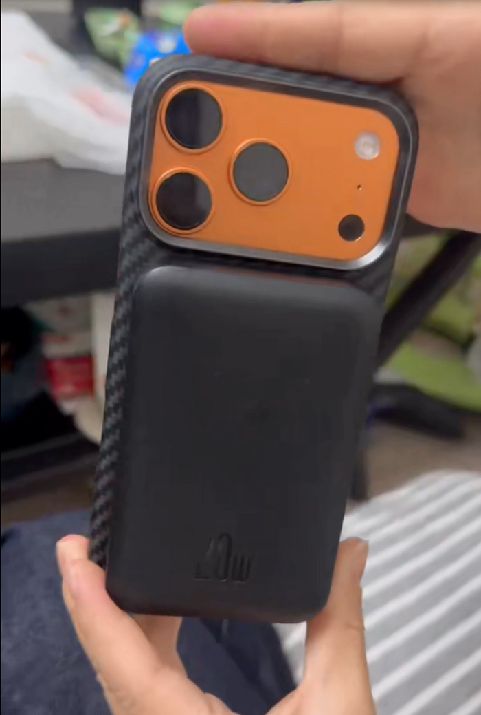 Amazon.com: GIMENOHIG Aramid Carbon Fiber Case for iPhone 17 pro