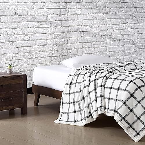 Miniatura 3 de Eddie Bauer - Manta tamaño King, manta de cama de felpa ultrasuave con reverso de borrego sintético, manta para sofá y cama (Bunkhouse Plaid White)