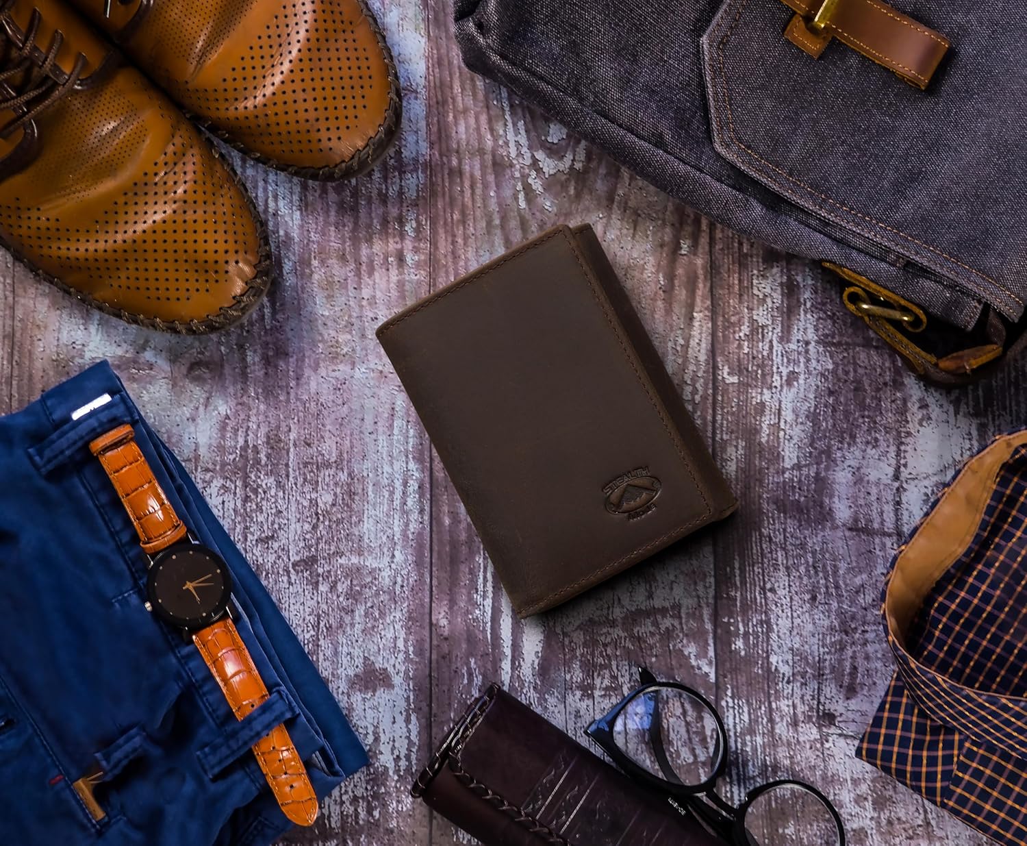 Stealth Mode Leather Trifold RFID Wallet For Men With Flip Out ID Holder (Crazy Horse Brown) - Image 3