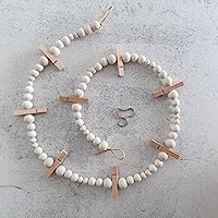 Vista 2 de Deco Azul Guirnalda de cuentas de madera con pinzas para la ropa, decoración de pared para dormitorio, exhibición de fotos colgante con clips
