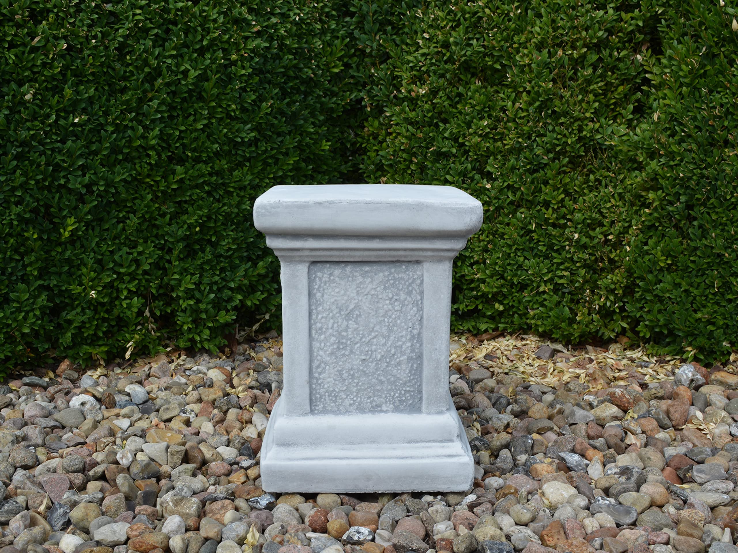 gartendekoparadies.de Sockel Podest, Steinsockel aus Steinguss, H. 33 cm, Stellfläche 24 x 24 cm, 29 kg, Grau, Frostsicher für Außenbereich