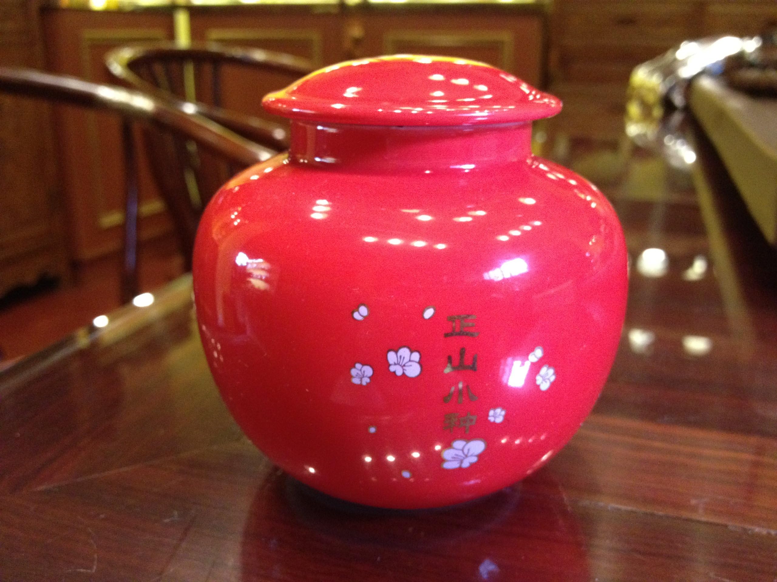 Top Grade Chinese Porcelain Small Tea Canister/ Ceramic Gift (Red/300ml)