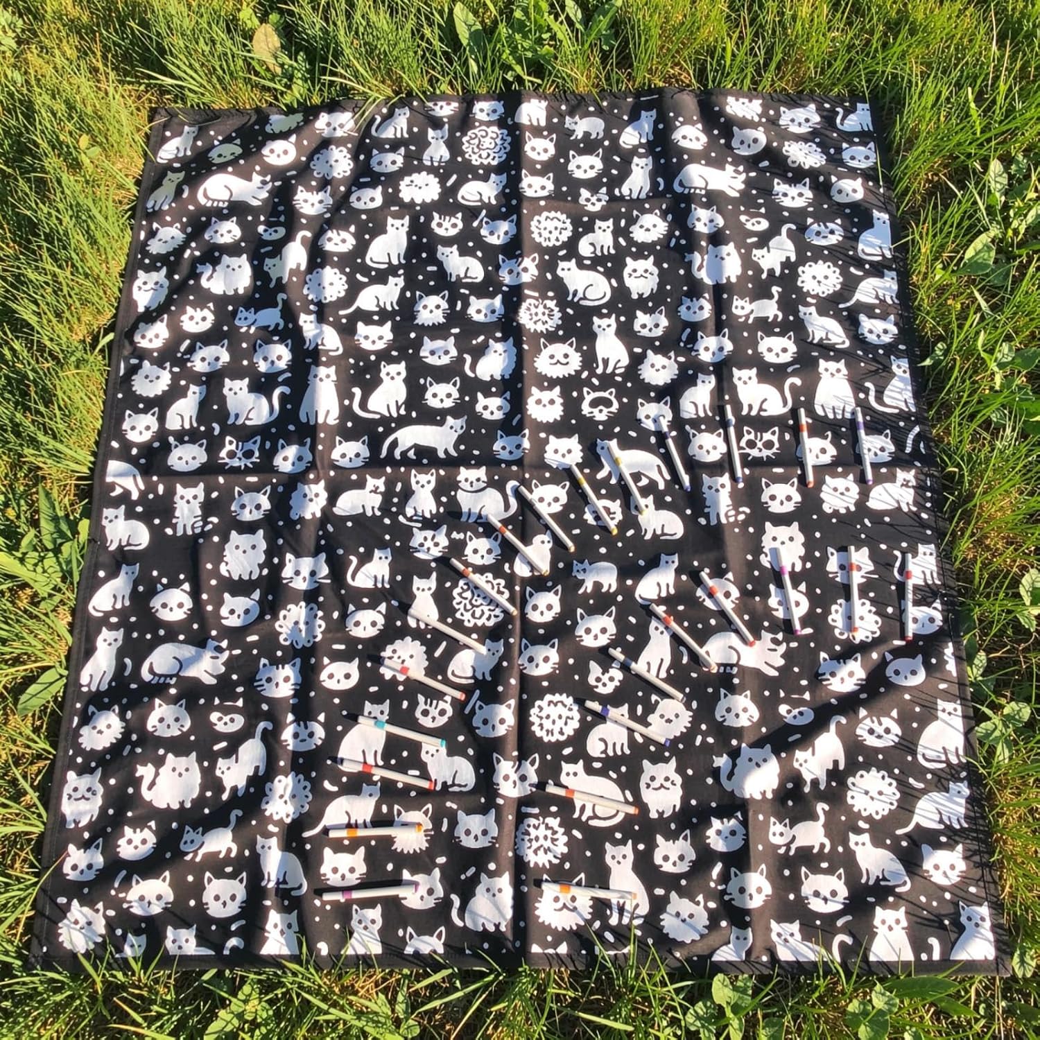 Picnic Mat DIY Coloring Doodle Play Rug with 24 Color Markers Black & White Cat Pattern Mat 50x60 Inches (Cat2)