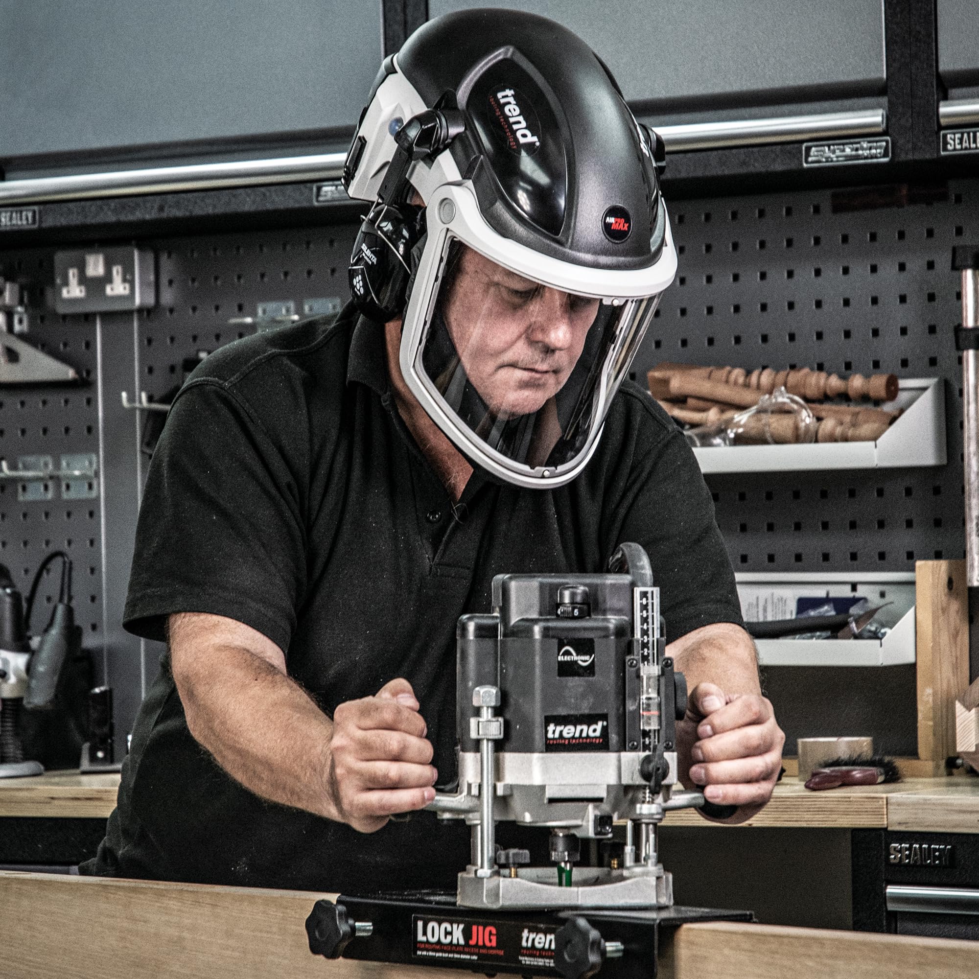 TREND Airshield Pro Max Vollgesichts-Atemschutzhelm mit Luftzirkulation und Kopf- & Augen-Schutz, AIR/PRO/M