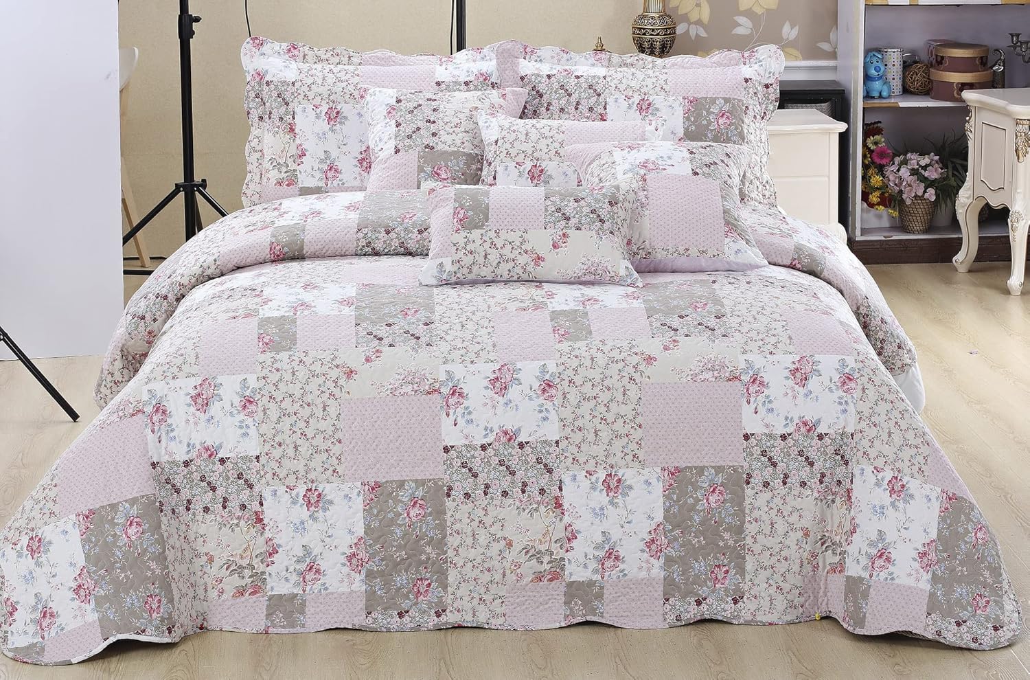 BQC 3 Piece Printed Quilted Patchwork Embroidered Bedspread Bedding Set