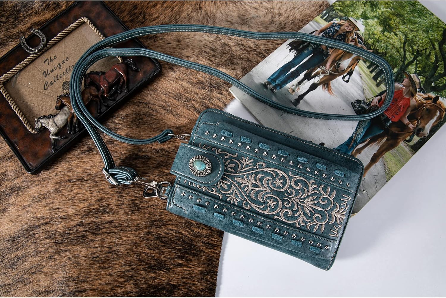 Montana West Small Crossbody Bags for Women Western Handbag with Cash Slots