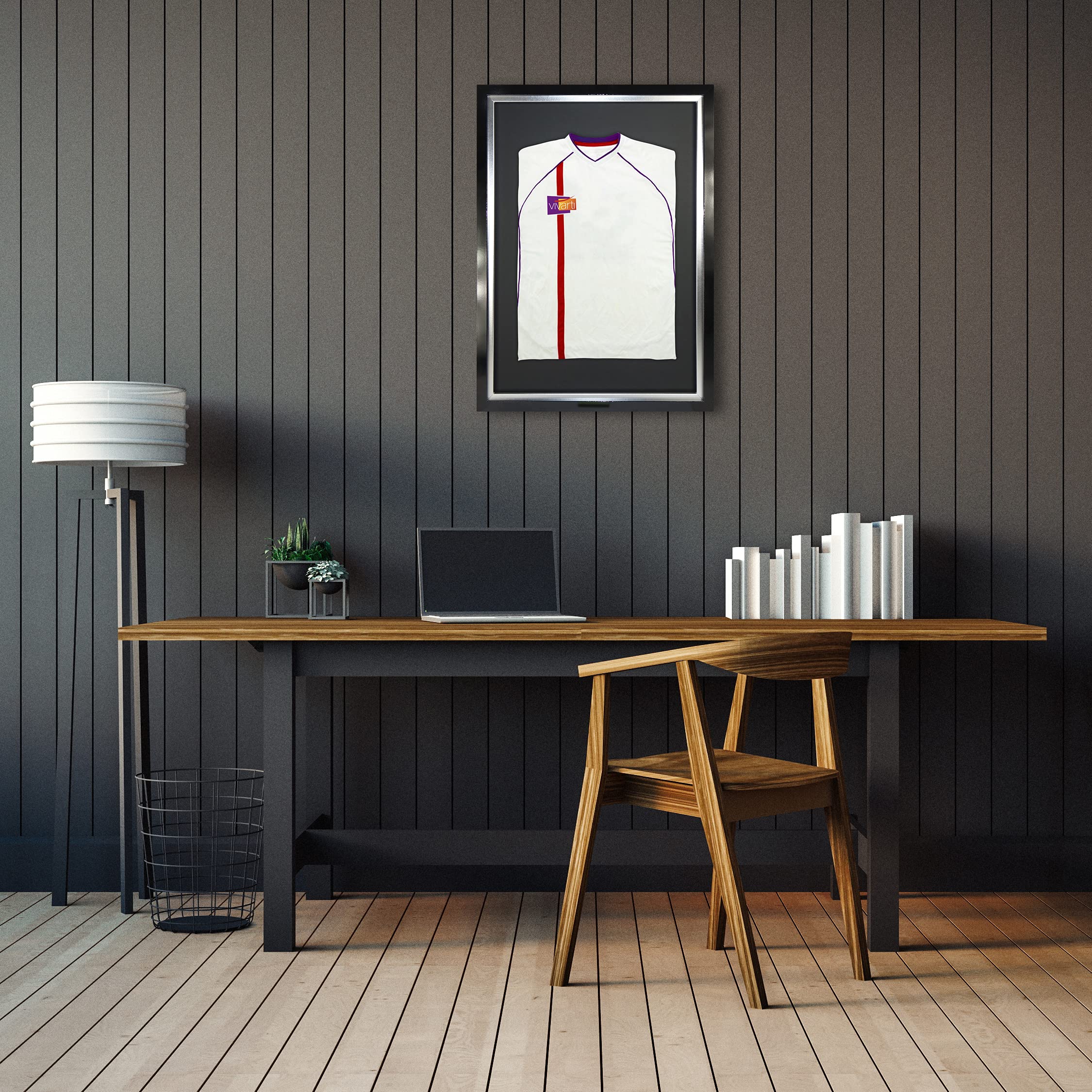 Vivarti Marco de exhibición estándar para camiseta de fútbol, camiseta de rugby, caja de sombra de camiseta de banda, 50 x 70 cm, marco negro brillante, marco interior plateado, tarjeta trasera negra