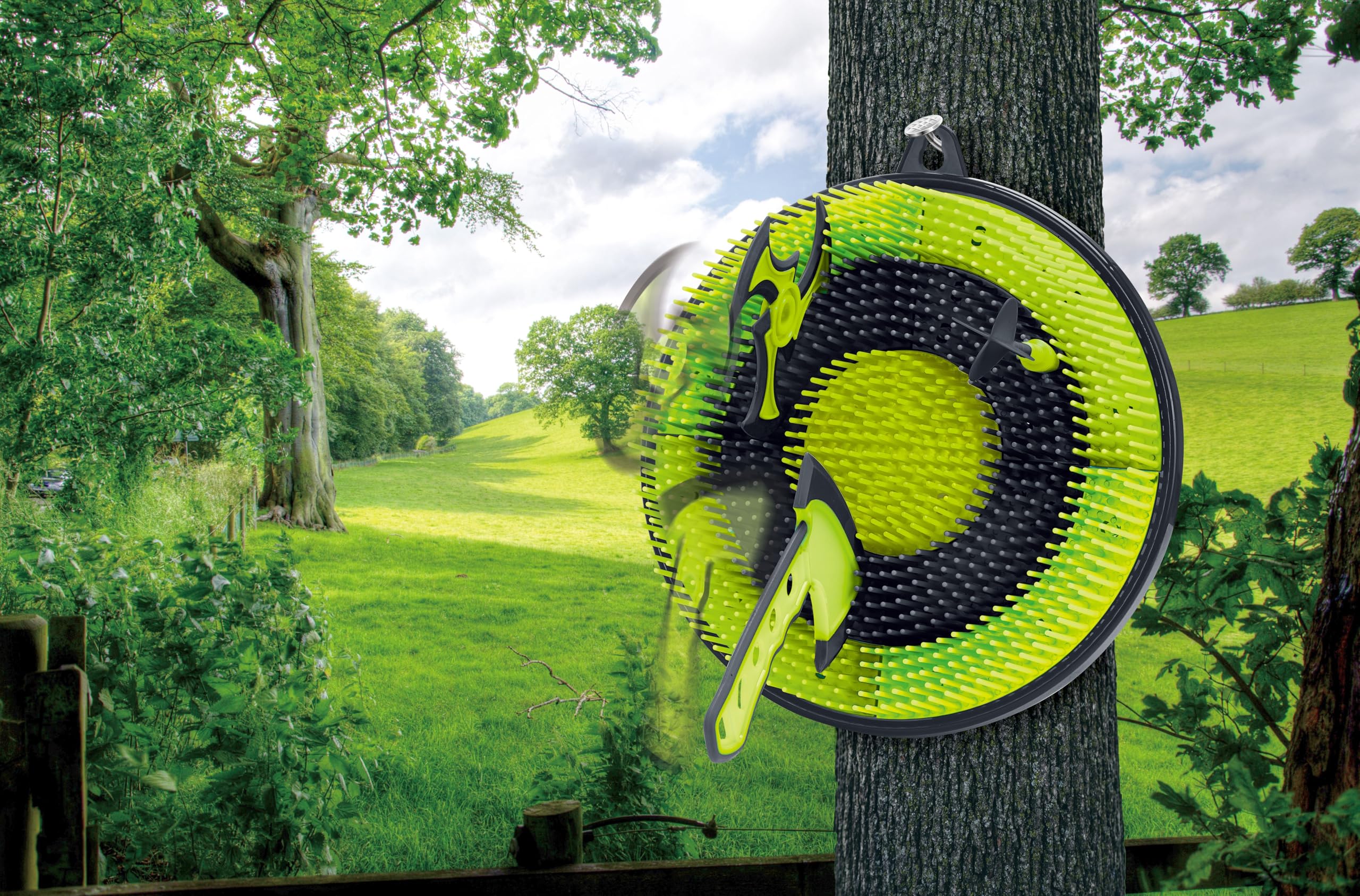 Sunflex® Multiwurfspiel | Kinderwurfspiel mit Zielscheibe, Wurfsterne, Äxte, Pfeile | Axtwurfspiel & Dartspiel mit Zielscheibe für Kinder ab 3 Jahren | Indoor & Outdoor Action