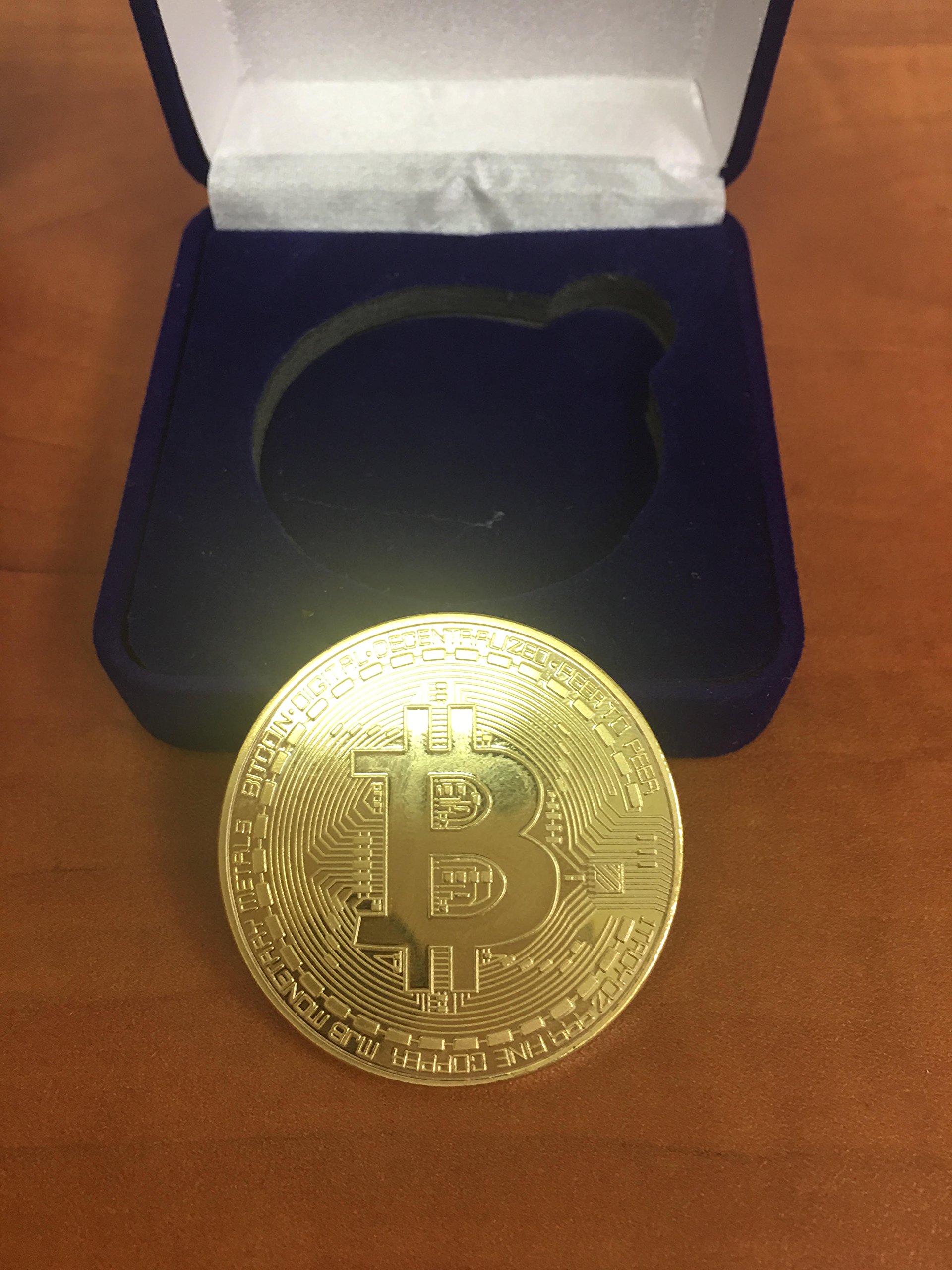 Amazon.com: MOSSAD Gold Plated Bitcoin Coin Collectible Gift BTC Coin Art  Collection : Collectibles & Fine Art