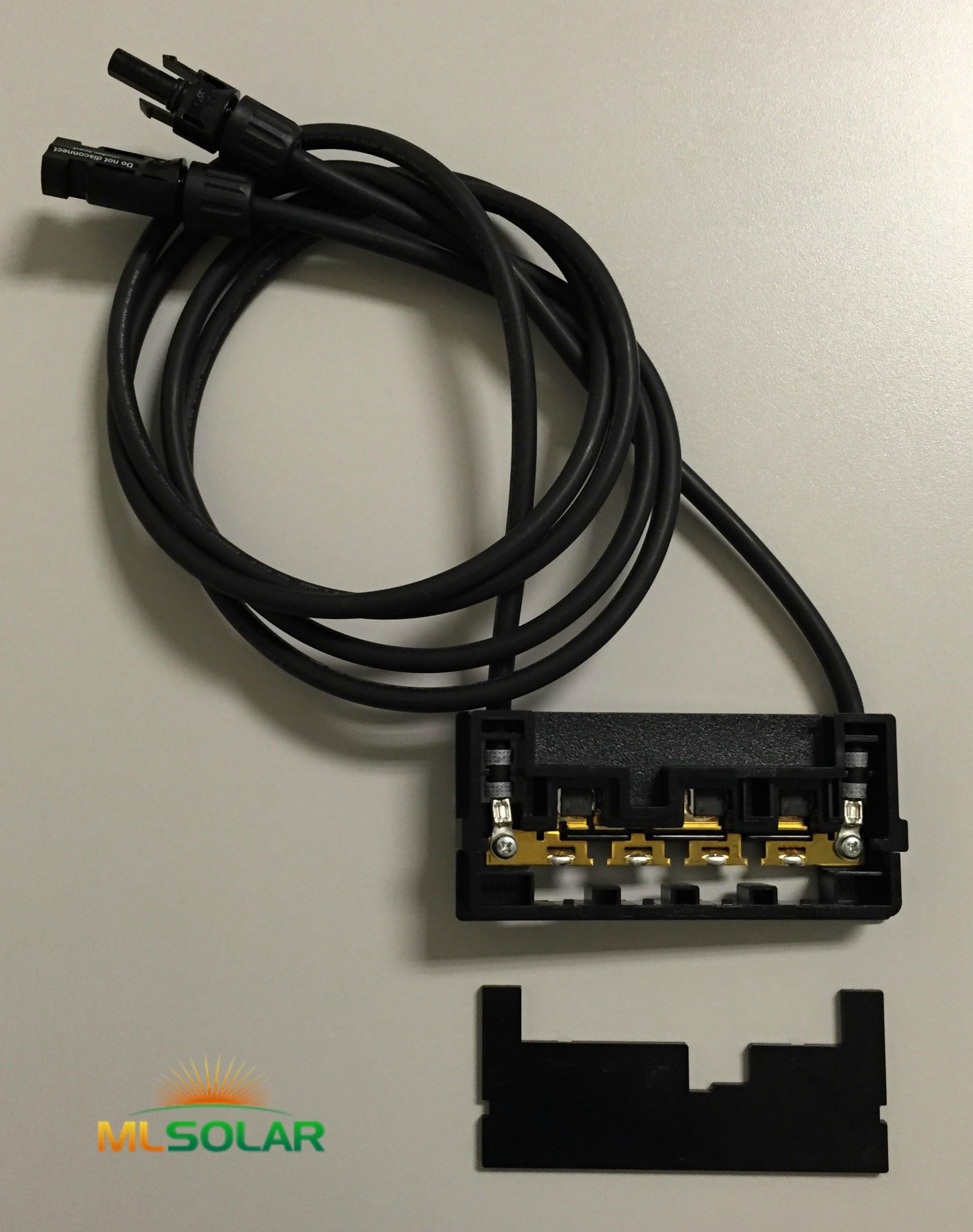 Junction Box Profesional Grade 14a Mc4 Connectors and 1m Long Cables