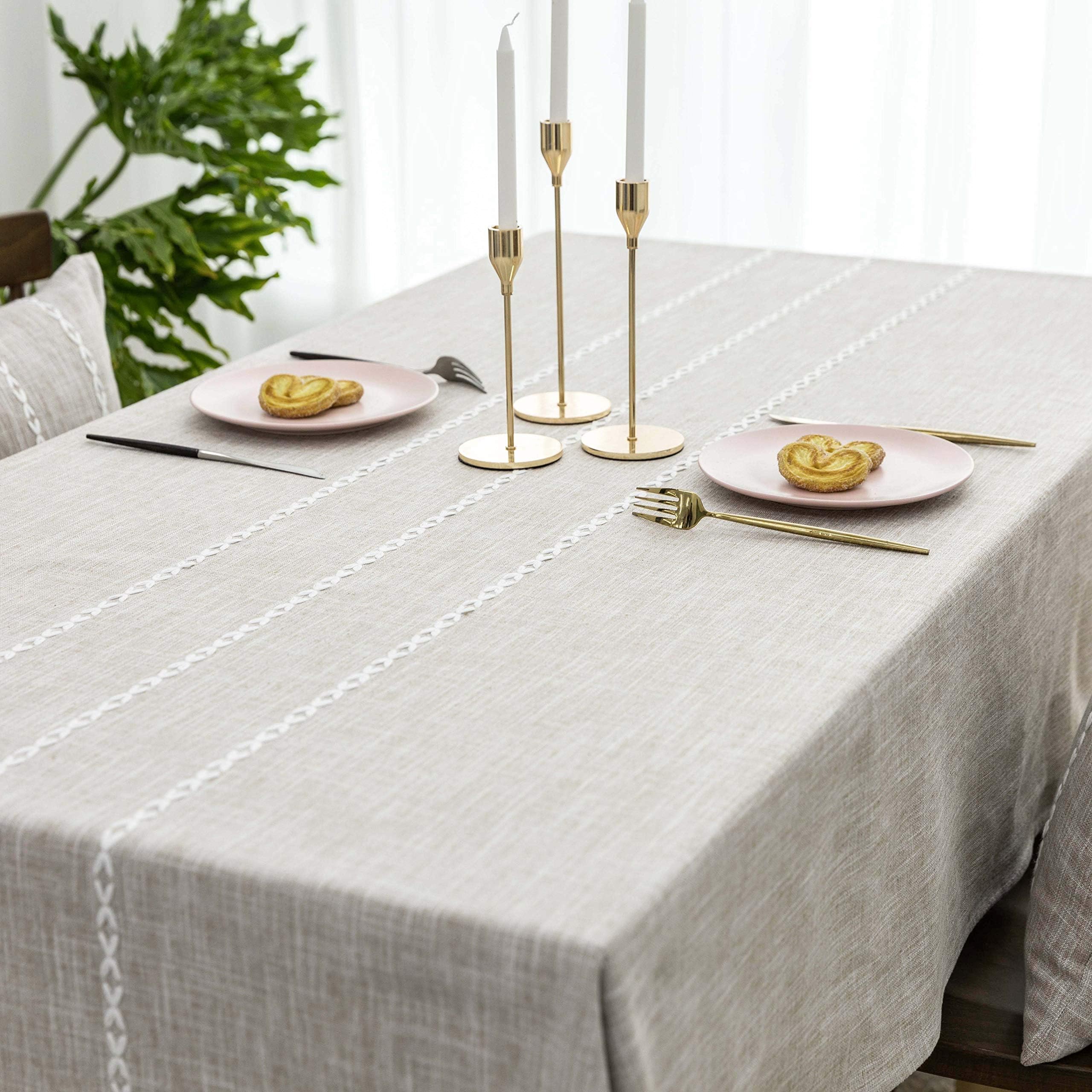 Home Brilliant Dining Table Cloth Linen Tablecloth Rectangular Table Cloths for Rectangle Tables 6 Foot for Kitchen Dinning Striped Tabletop Decoration (52 x 72 Inch, Light Linen)