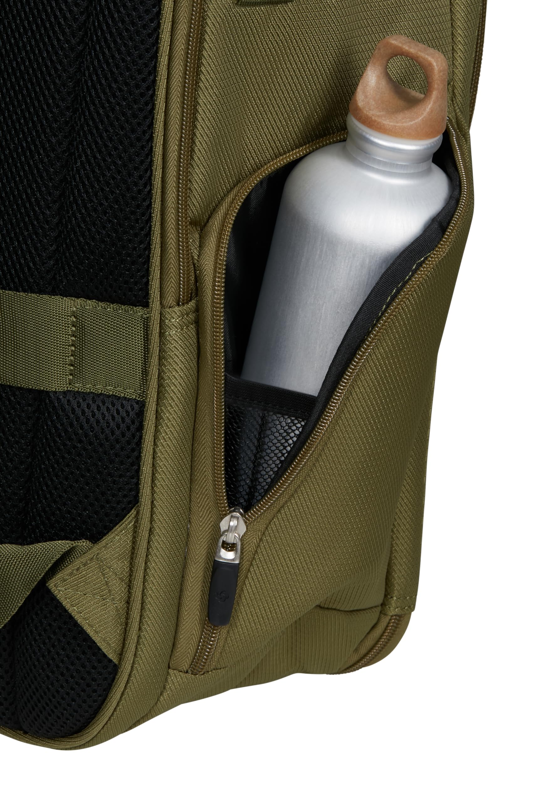 Samsonite Spark SNG Eco - Mochila de Cabina 40x30x20 cm - Equipaje de Mano para Ryanair, Wizz Air & Vueling, Bolsa Bajo Asiento con Compartimento Portátil 15.6", 26 L, 0.80 KG, Verde (Olive)