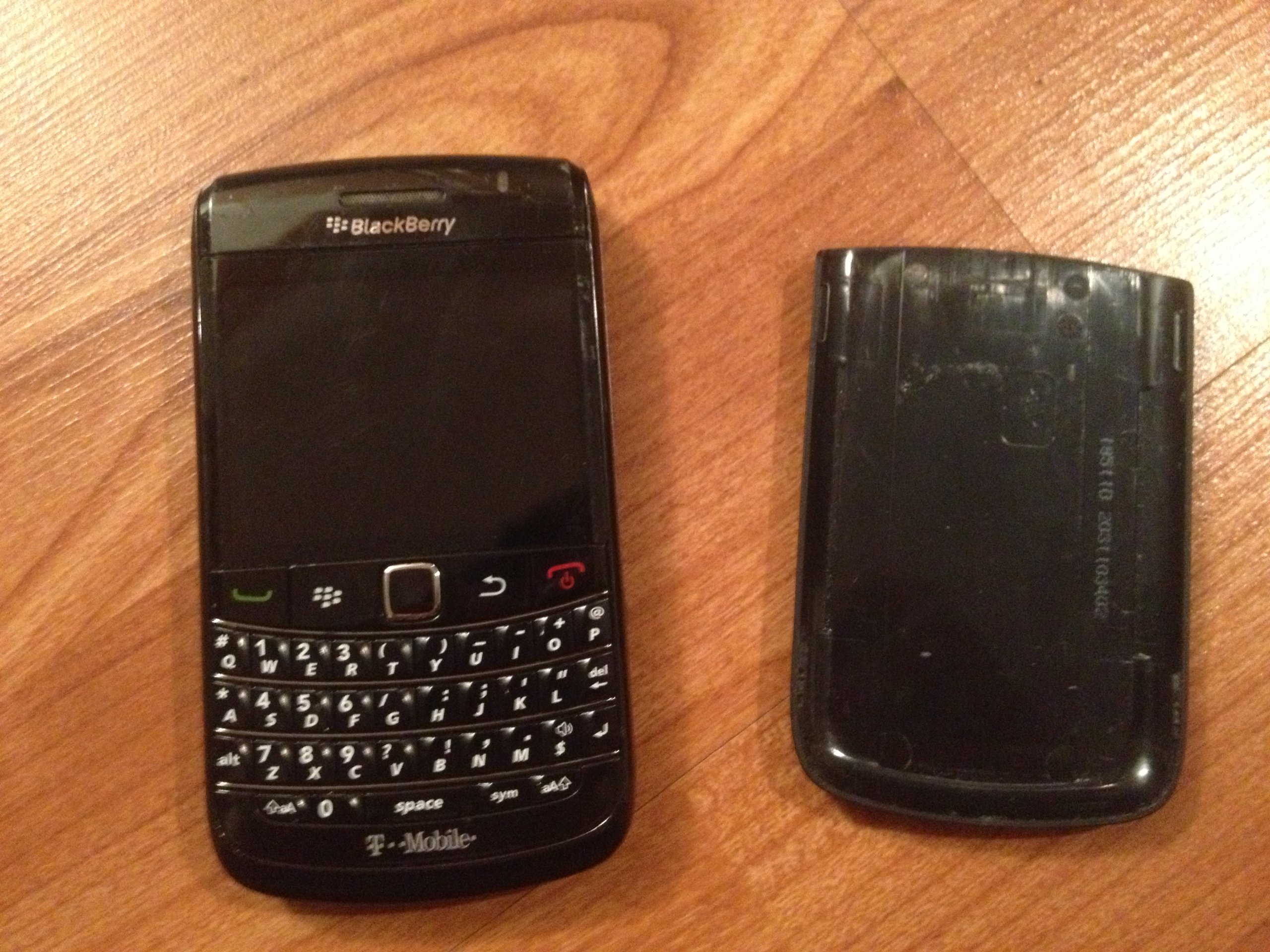 Blackberry 9780 Bold Unlocked Phone with Full QWERTY Keyboard, 5mp