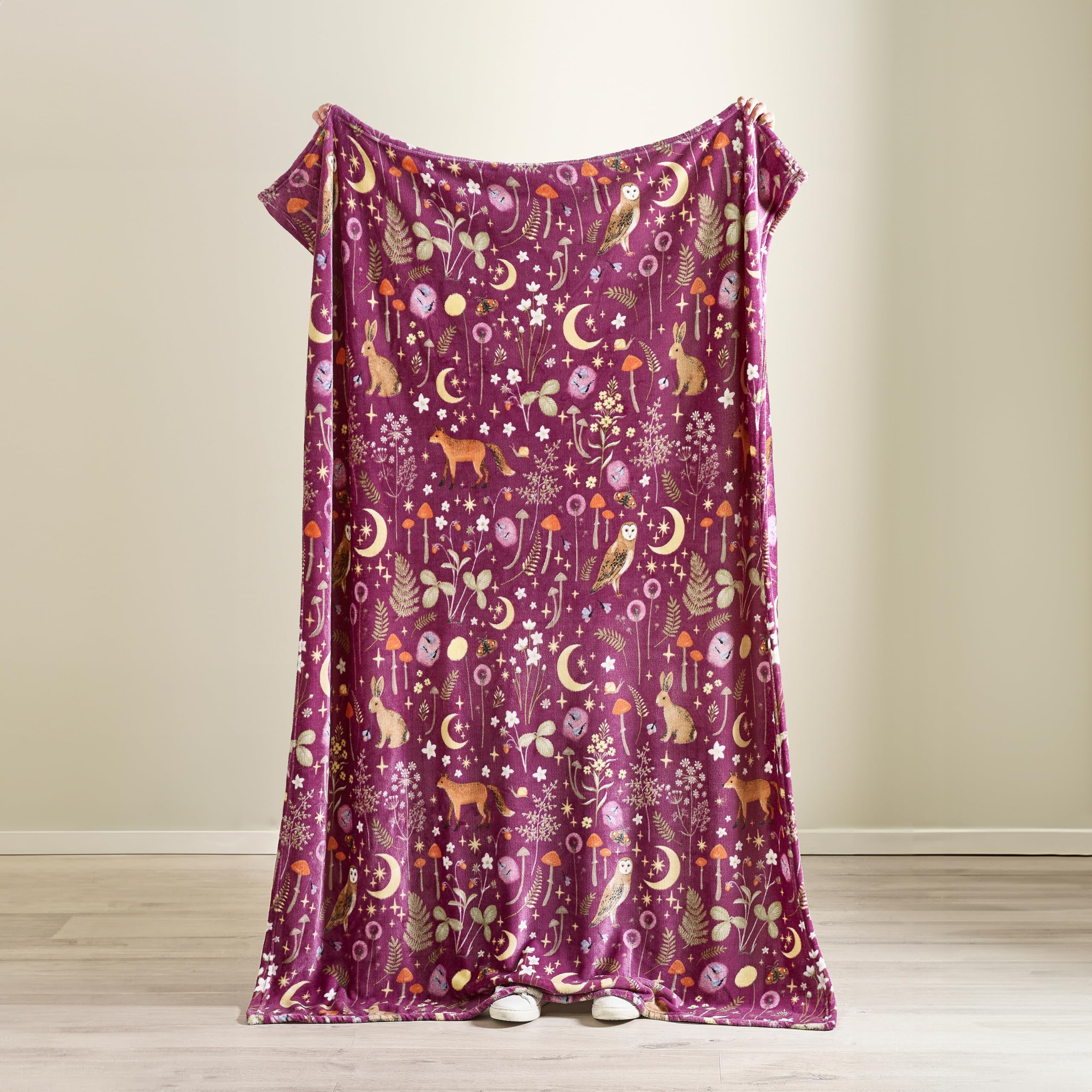 Catherine Lansfield Enchanted Twilight Animals Cosy Fleece 130x170cm Blanket Throw Plum - Image 3