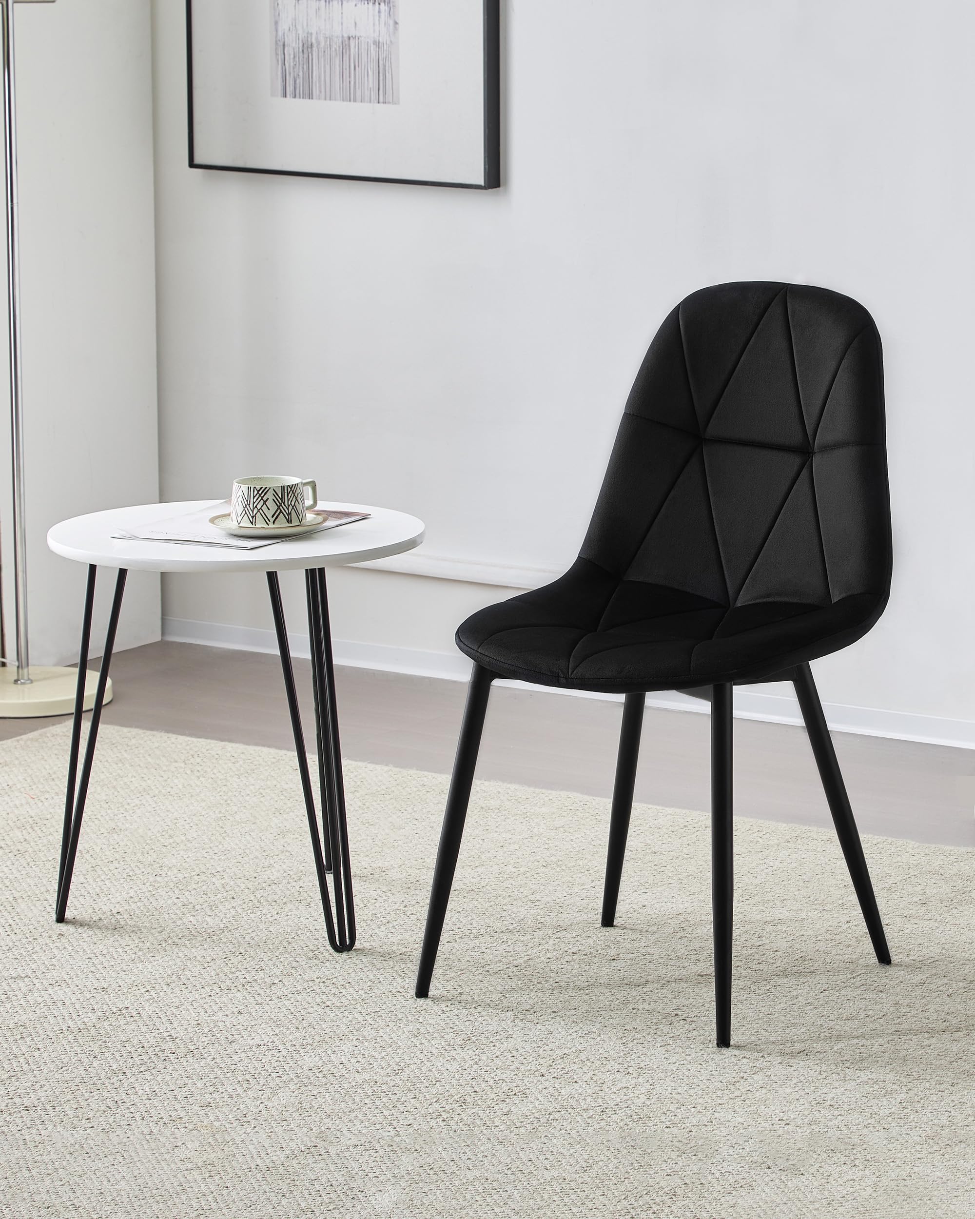 Lestarain Esszimmerstühle 4er Set mit Rückenlehne, für Esszimmer Küche Wohnzimmer, Küchenstühle gepolstert mit Samtbezug, aus Metall, ergonomisches Design, Schwarz
