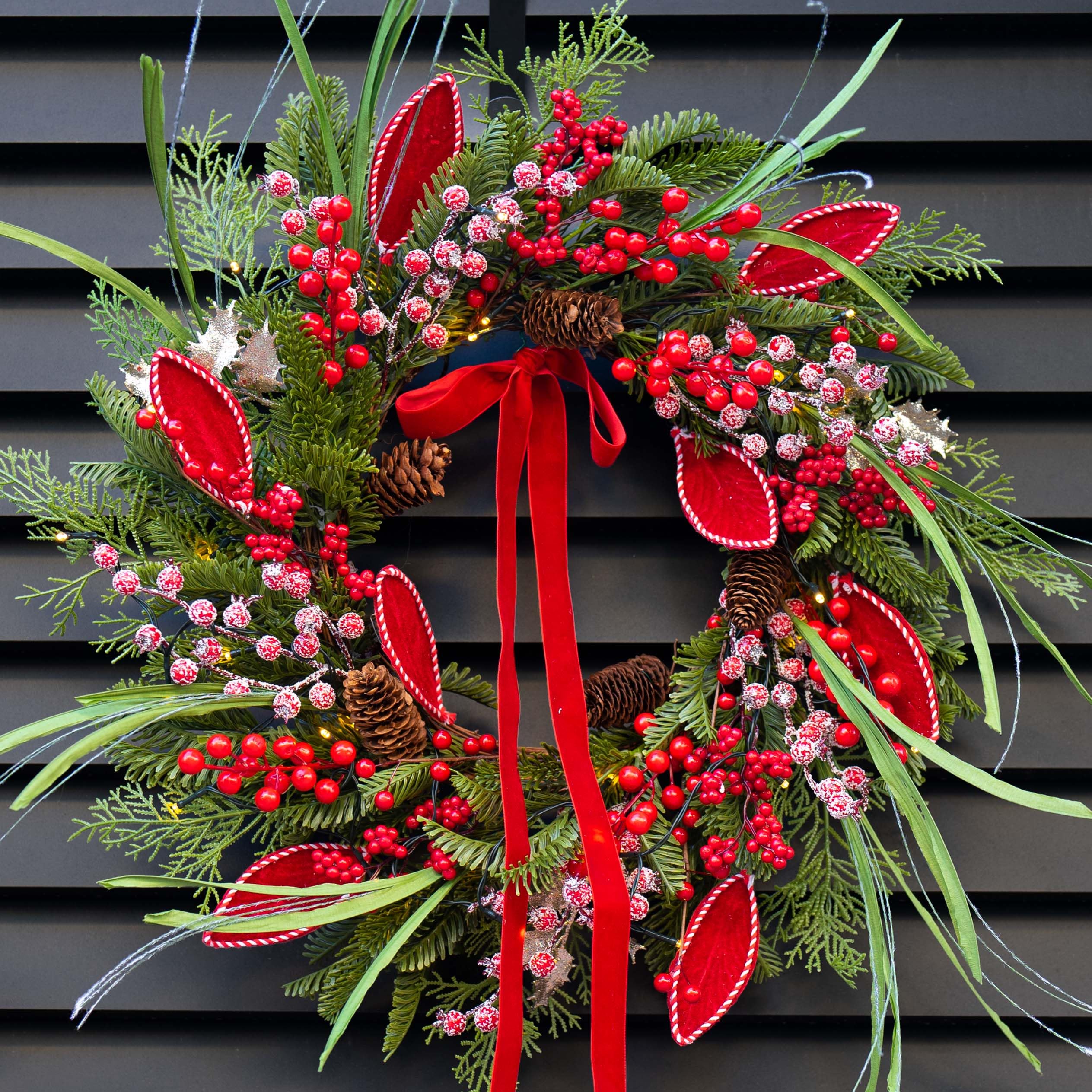 　Decorated Christmas Wreath il_fullxfull.2707038444_ng5b.jpg