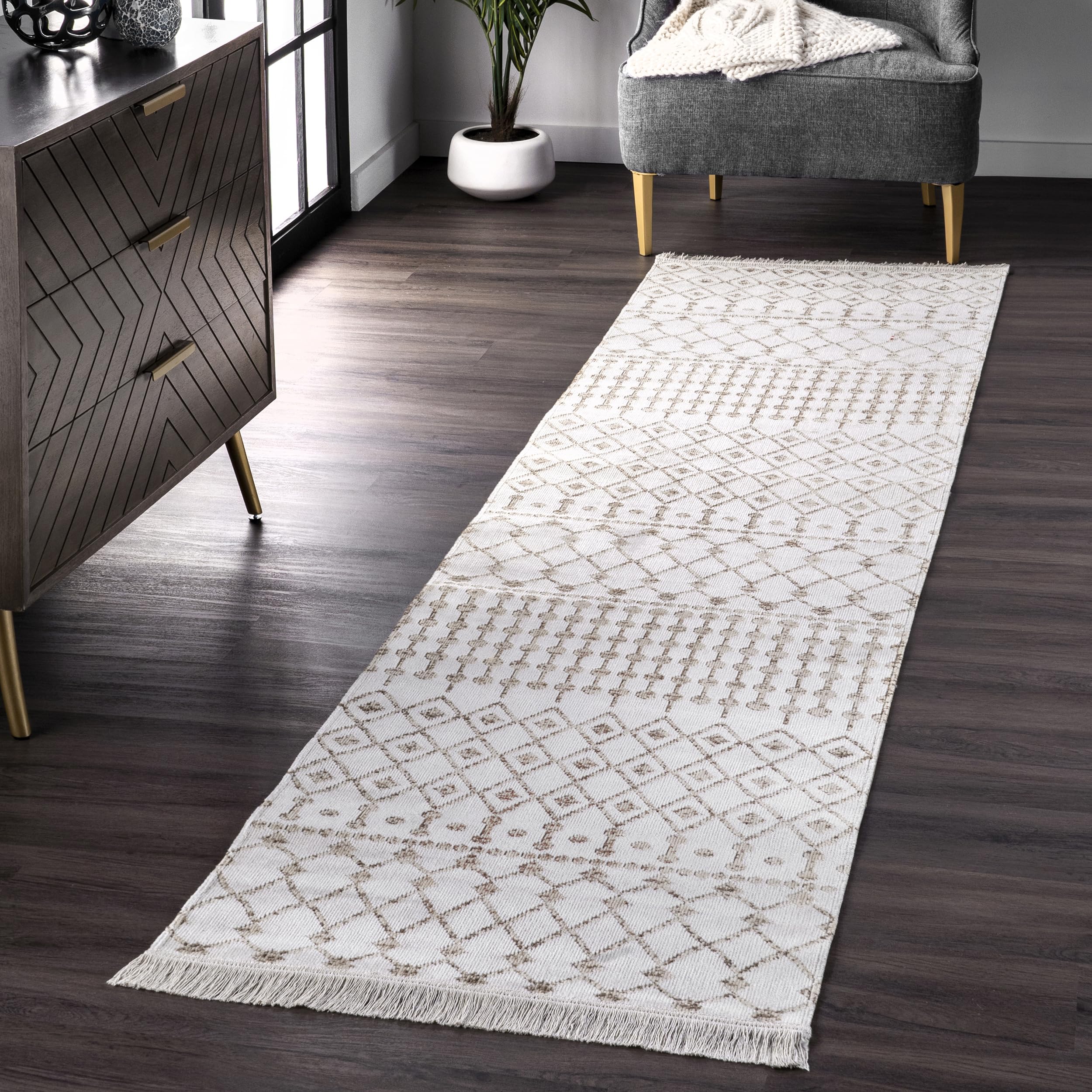 Buy nuLOOM Rosalie Trellis Indoor/Outdoor Runner Rug, 2' 6
