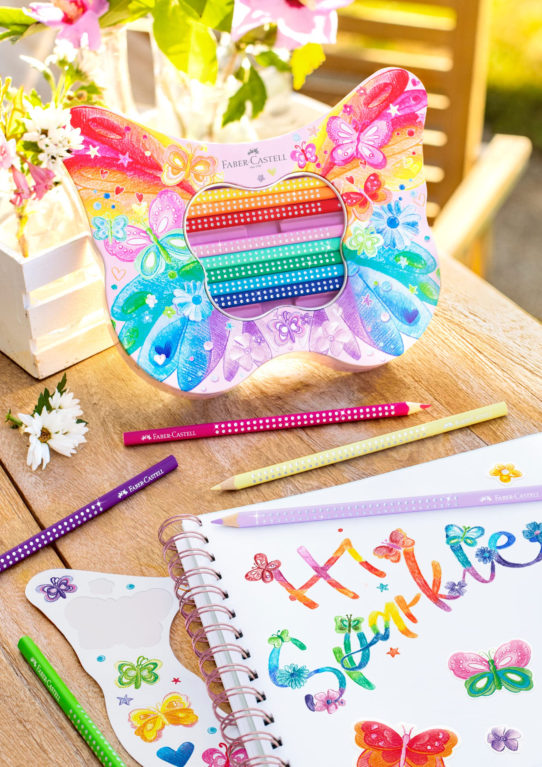 FABER-CASTELL - zestaw upominkowy Motyl Sparkle, 20 kredek | Zestaw kredek z 20 kredkami i naklejkami z motylkami