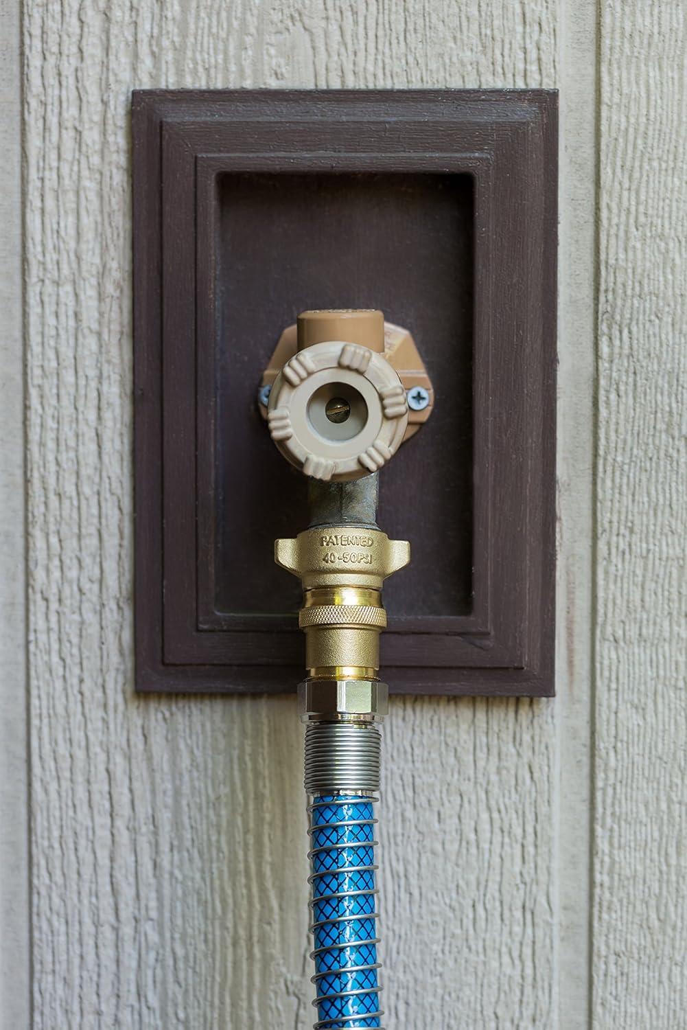 Camco (40055) RV Brass Inline Water Pressure Regulator- Helps Protect RV Plumbing and Hoses from High-Pressure City Water, Lead Free : Automotive