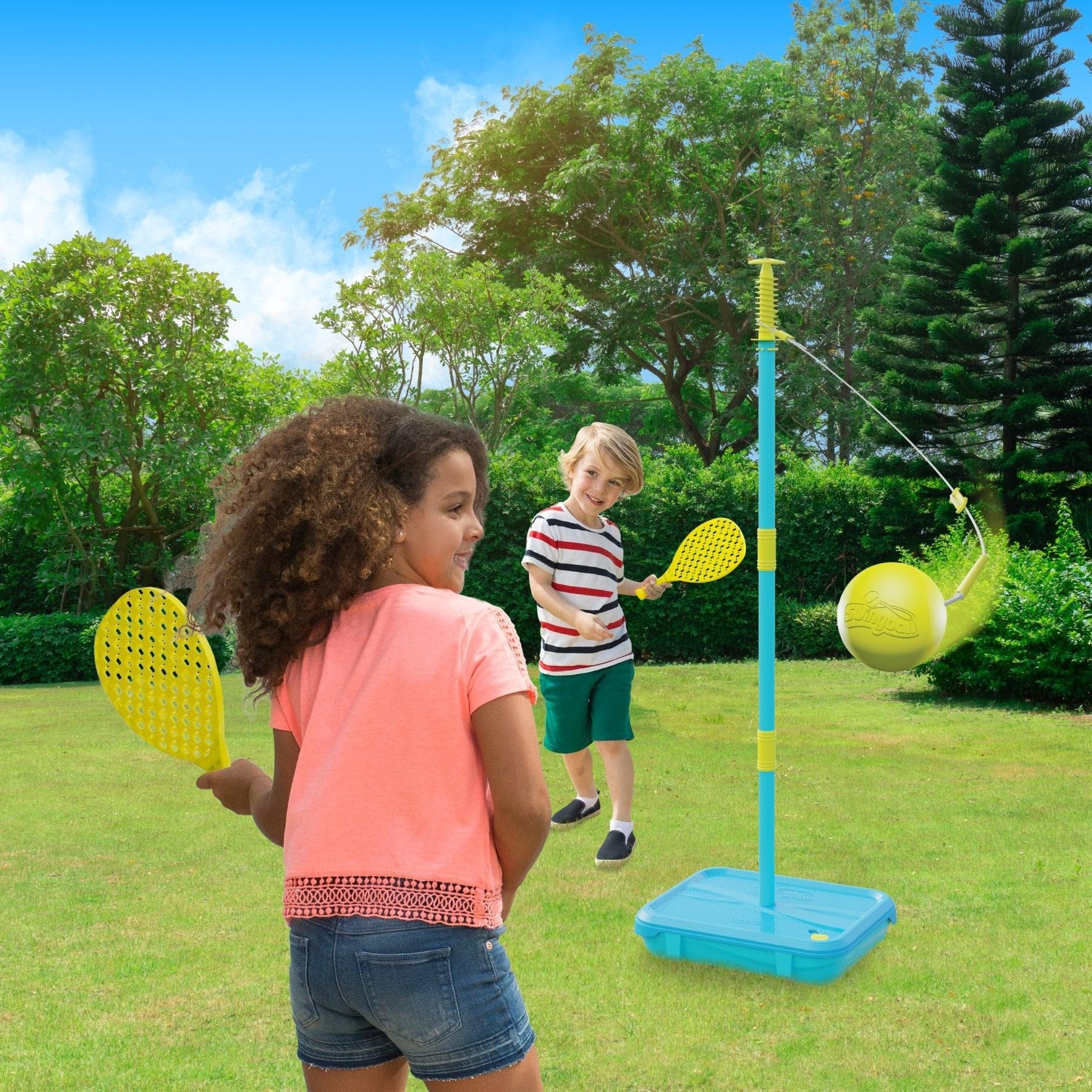 Swingball Set First Multiplay 3 en 1 Toda Superficie – Juego Swingball, Fútbol y Baloncesto – Base Estable y portátil – A Partir de 3 años – Desarrolla Coordinación Ojo-Mano