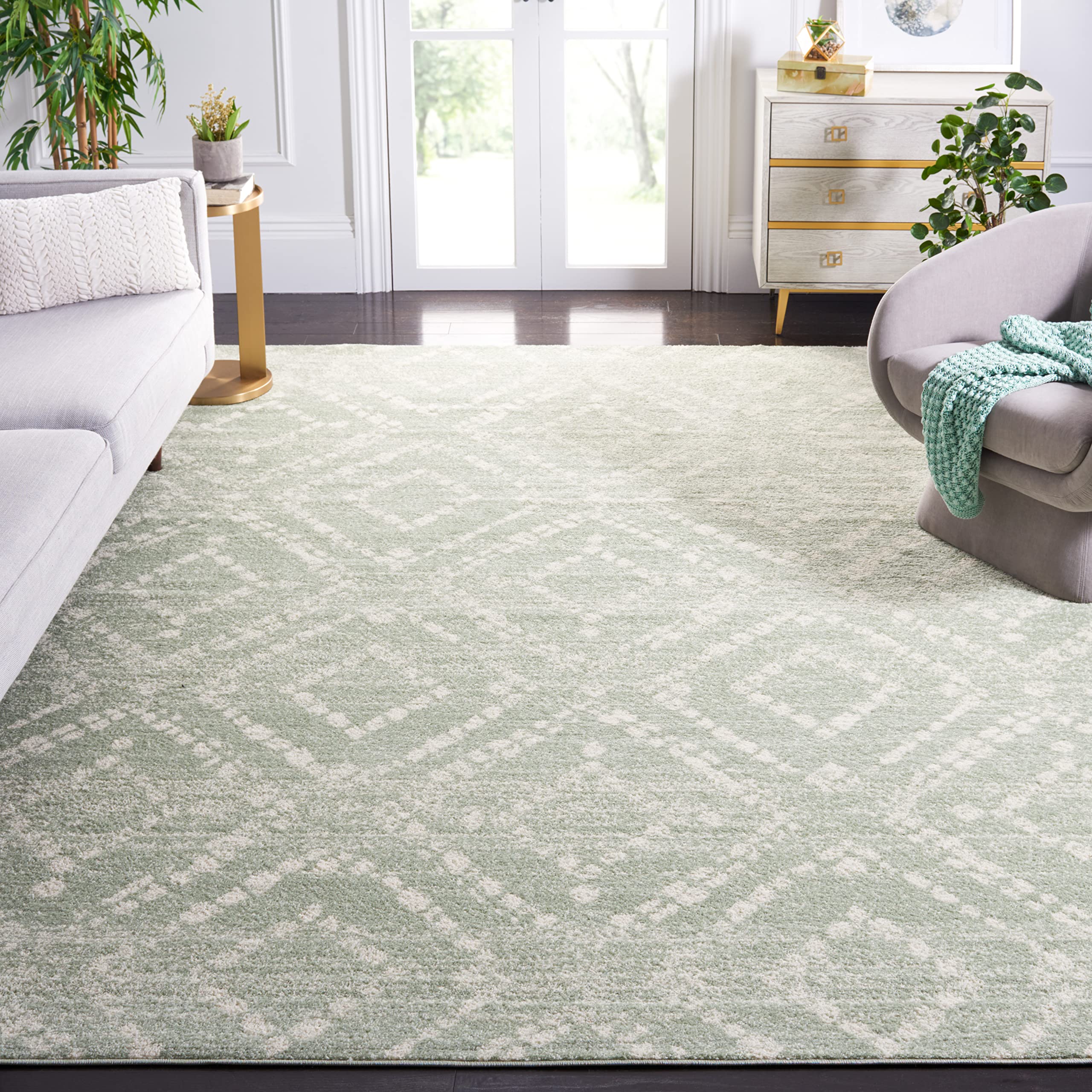 SAFAVIEH Adirondack Collection Area Rug - 9' x 12', Green & Ivory, Modern Diamond Distressed Design, Non-Shedding & Easy Care, Ideal for High Traffic Areas in Living Room, Bedroom (ADR131Y)